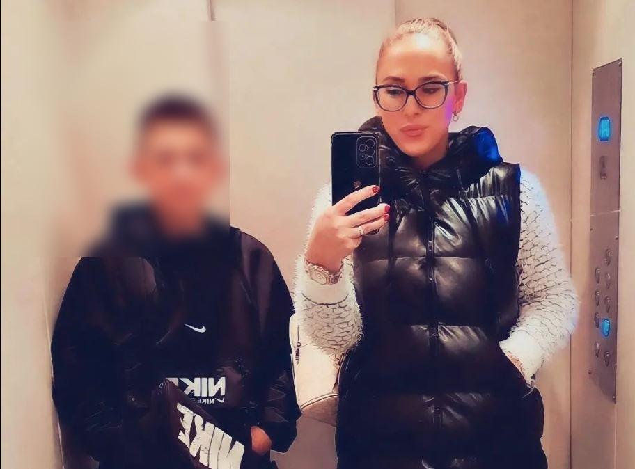 1739438080-blurred_full_head_extensive_right_fjfl