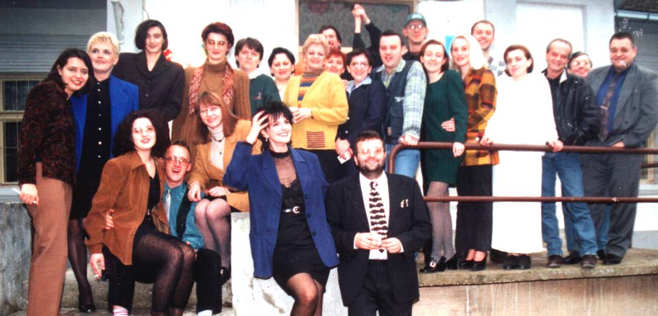 Ekipa Radio Kameleona na petu godišnjicu od osnivanja (Privatna arhiva)