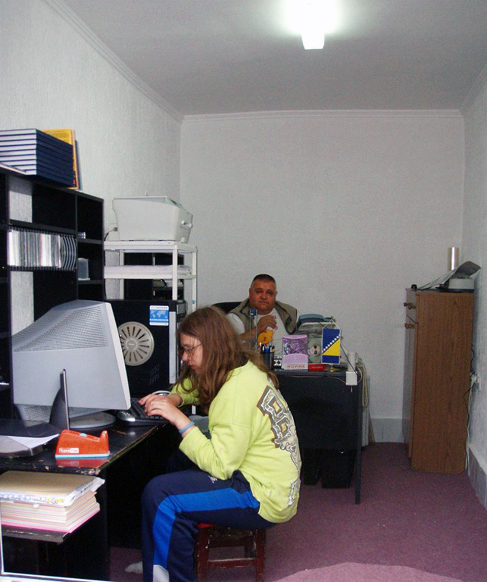 Marinko Sekulić sa sinom koji danas također radi u medijima (Privatna arhiva)