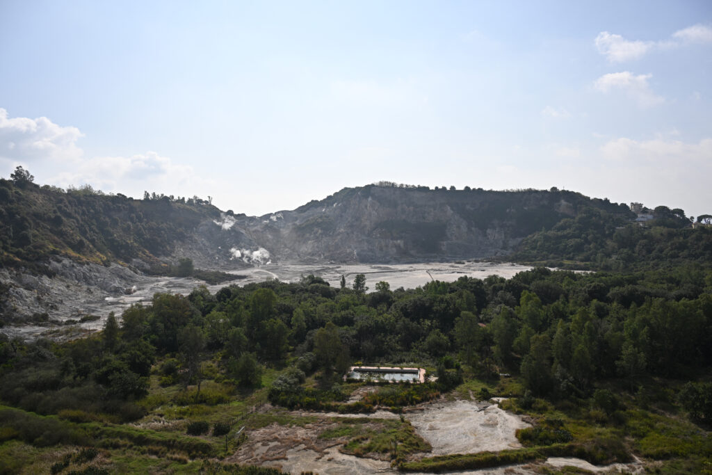 ITALY-VOLCANO-EARTHQUAKE