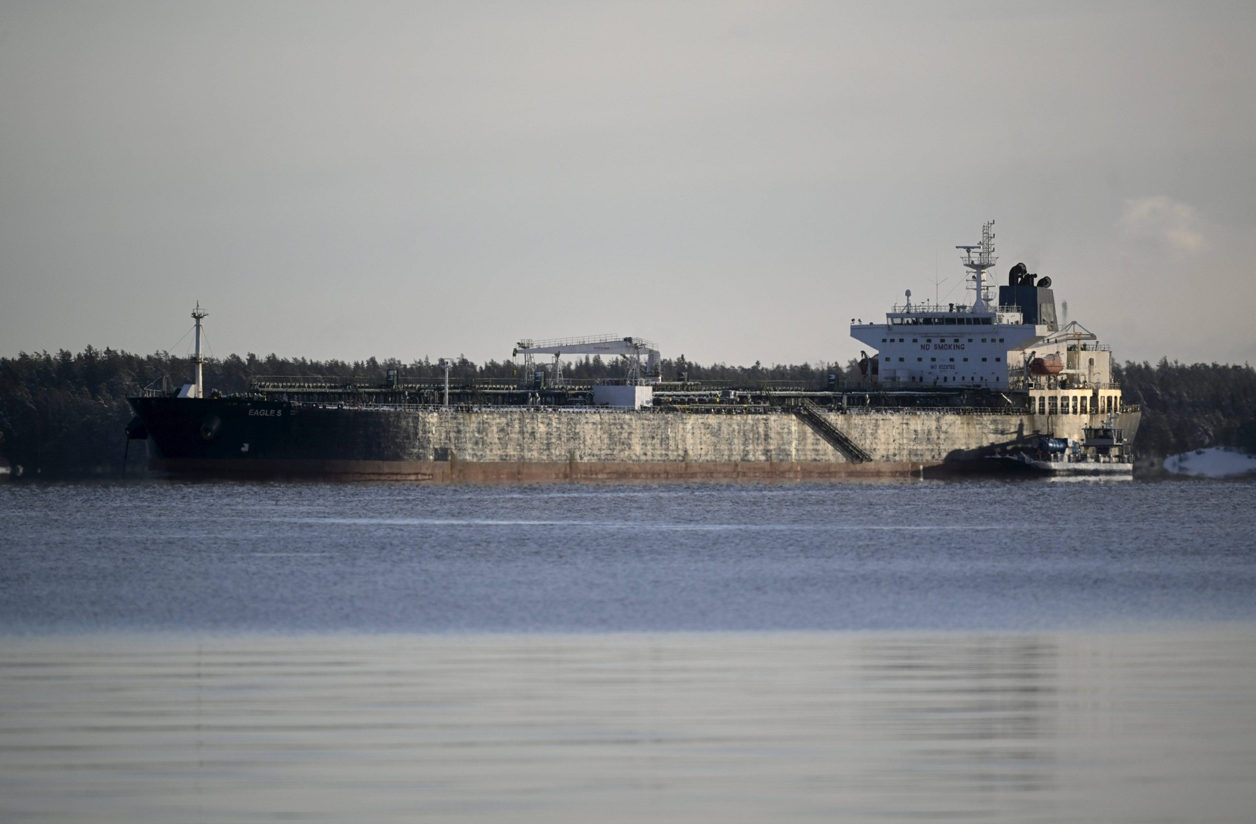 Mitä uutta ilmenee sähk�nsiirtokaapelin sekä tietoliikenneyhteyksien vaurioitumisesta?