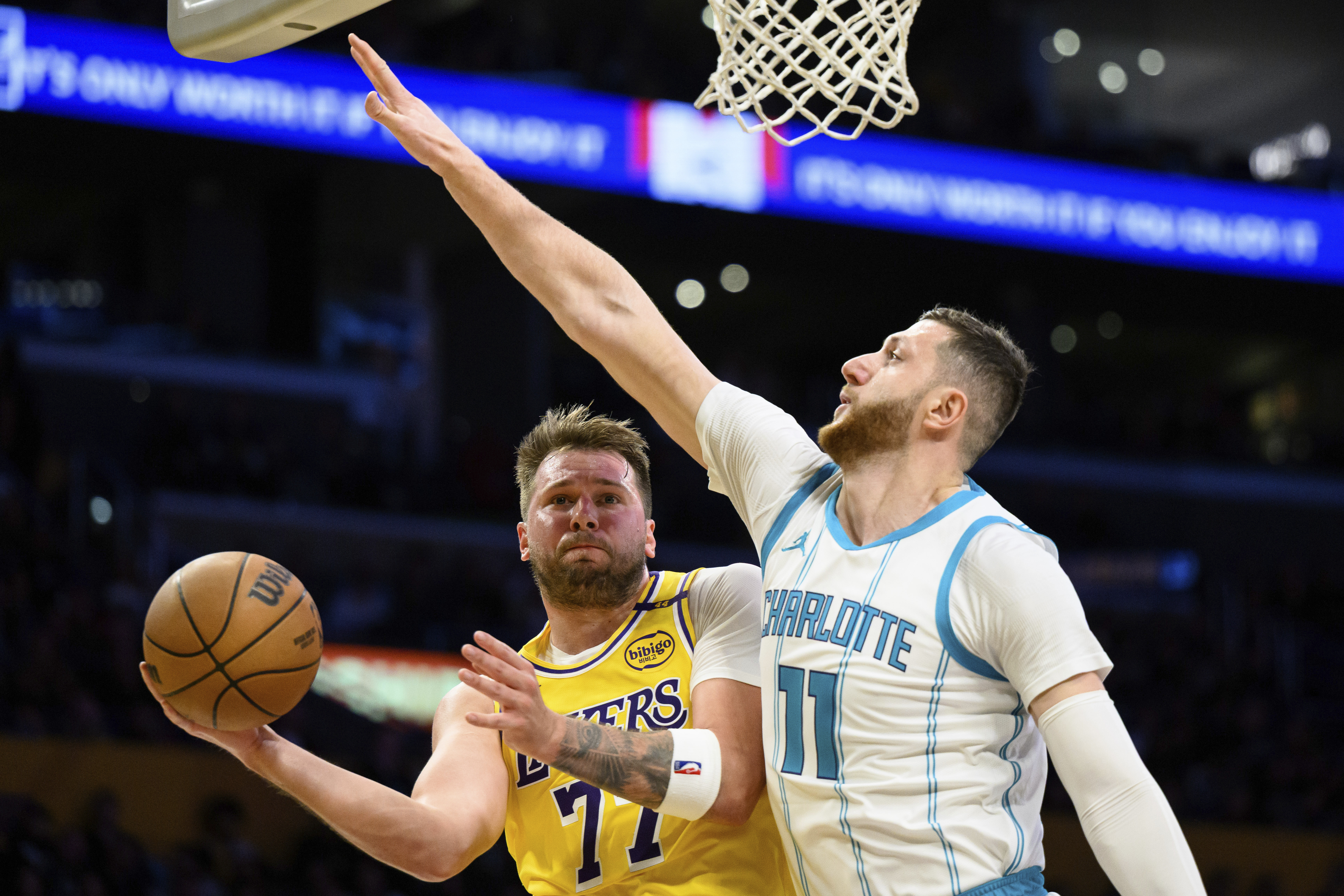 Hornets Lakers Basketball