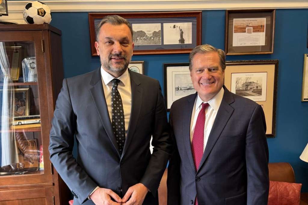 l_4a497383e31d6affe1d17a6faa121a1e