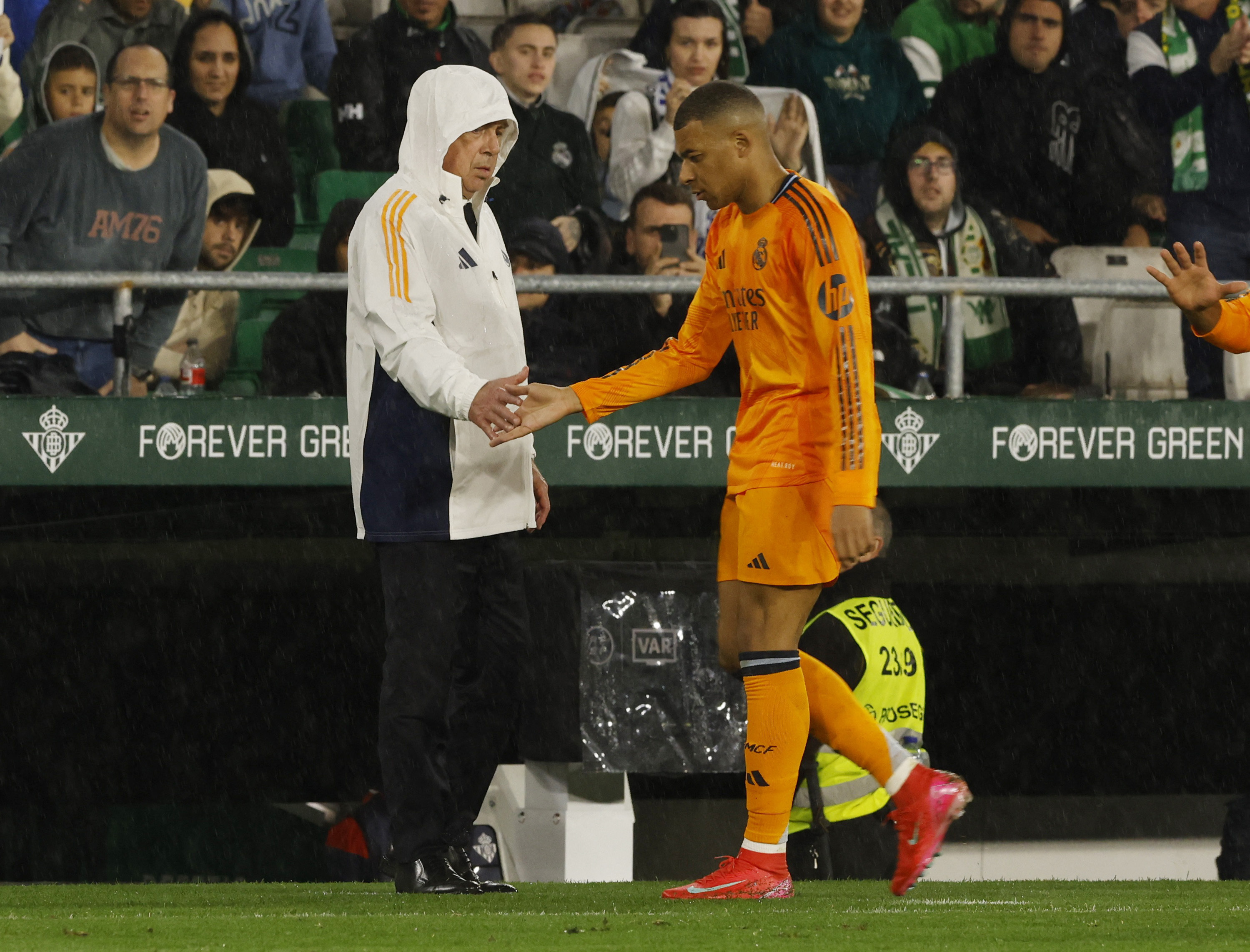 LaLiga - Real Betis v Real Madrid