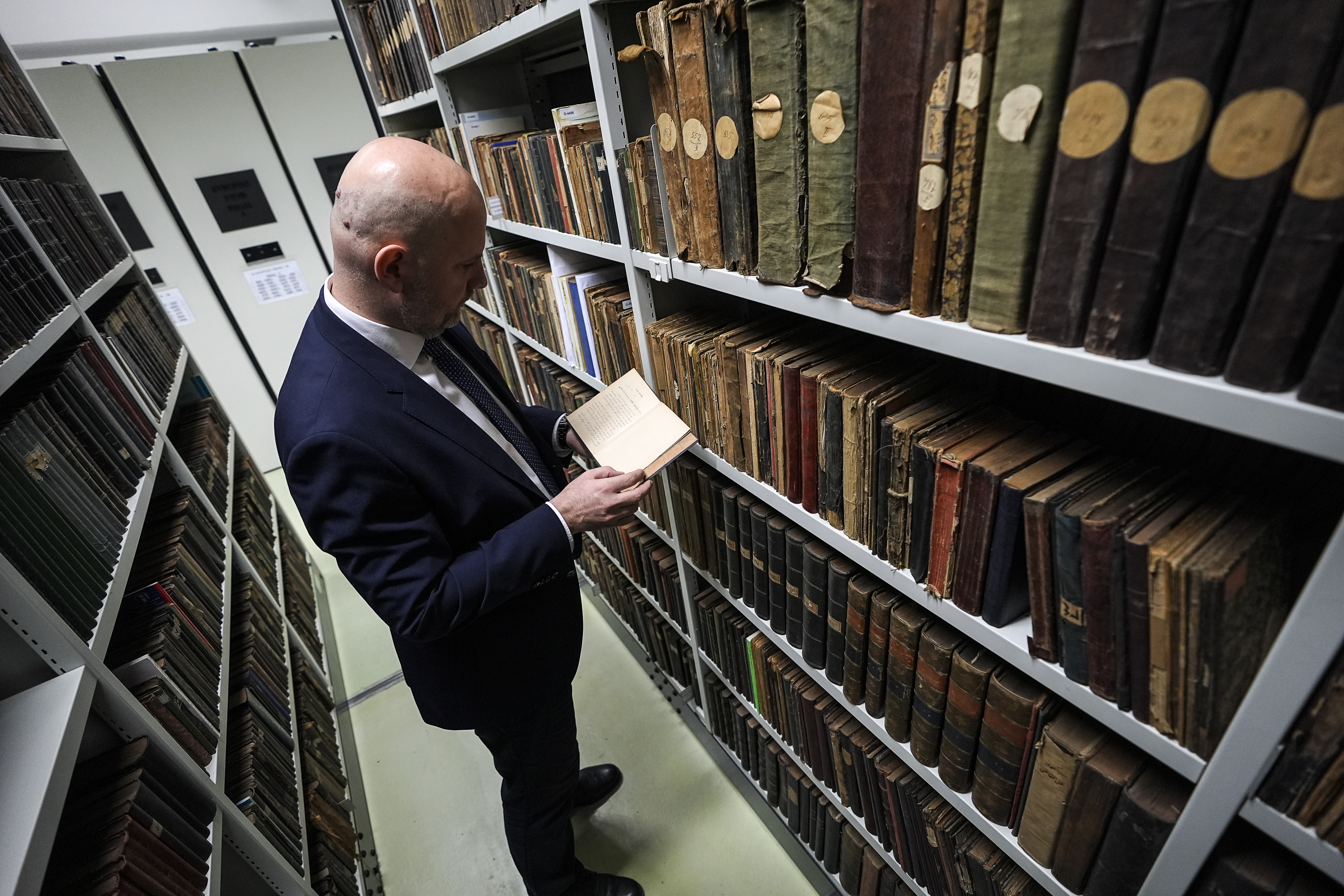 Čuvar pisanog blaga: Gazi Husrev-begova biblioteka čuva rukopis star 900 godina