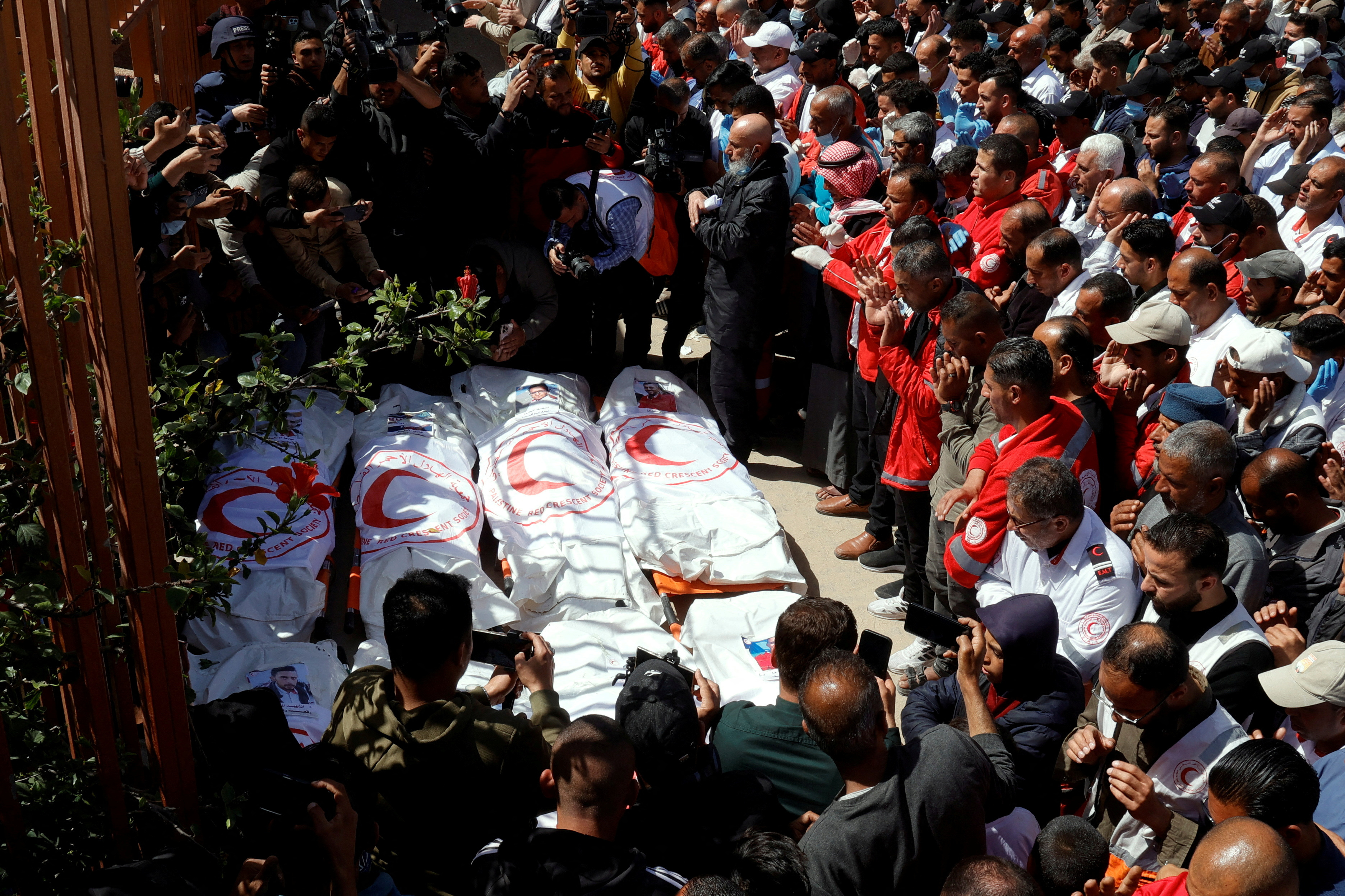 Palestinians mourn medics in Khan Younis