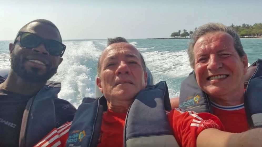 63071388-yostin-andres-mosquera-albert-alfonso-paul-longworth