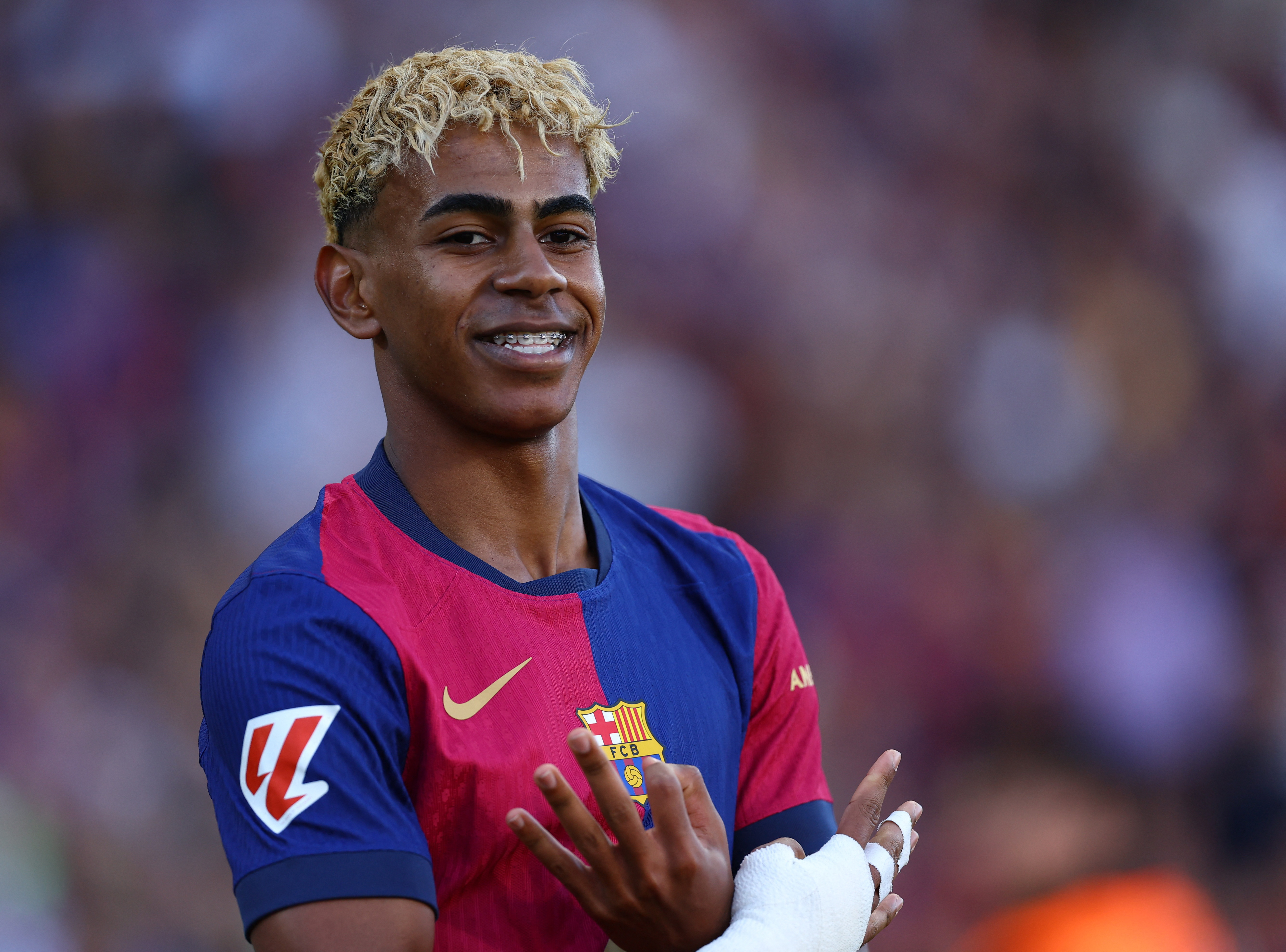 2025-05-18T175720Z_2071151311_UP1EL5I1DVIBN_RTRMADP_3_SOCCER-SPAIN-BAR-VIL-REPORT