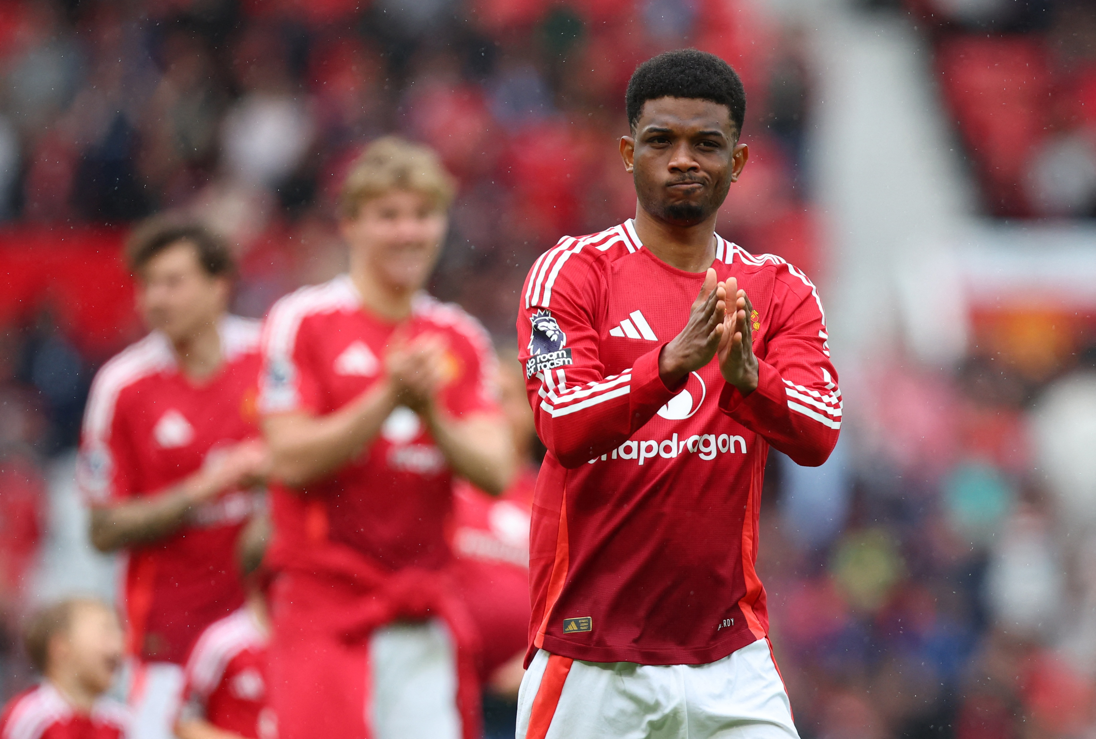 2025-05-25T171937Z_906769718_UP1EL5P1C4OO4_RTRMADP_3_SOCCER-ENGLAND-MUN-AVL-REPORT