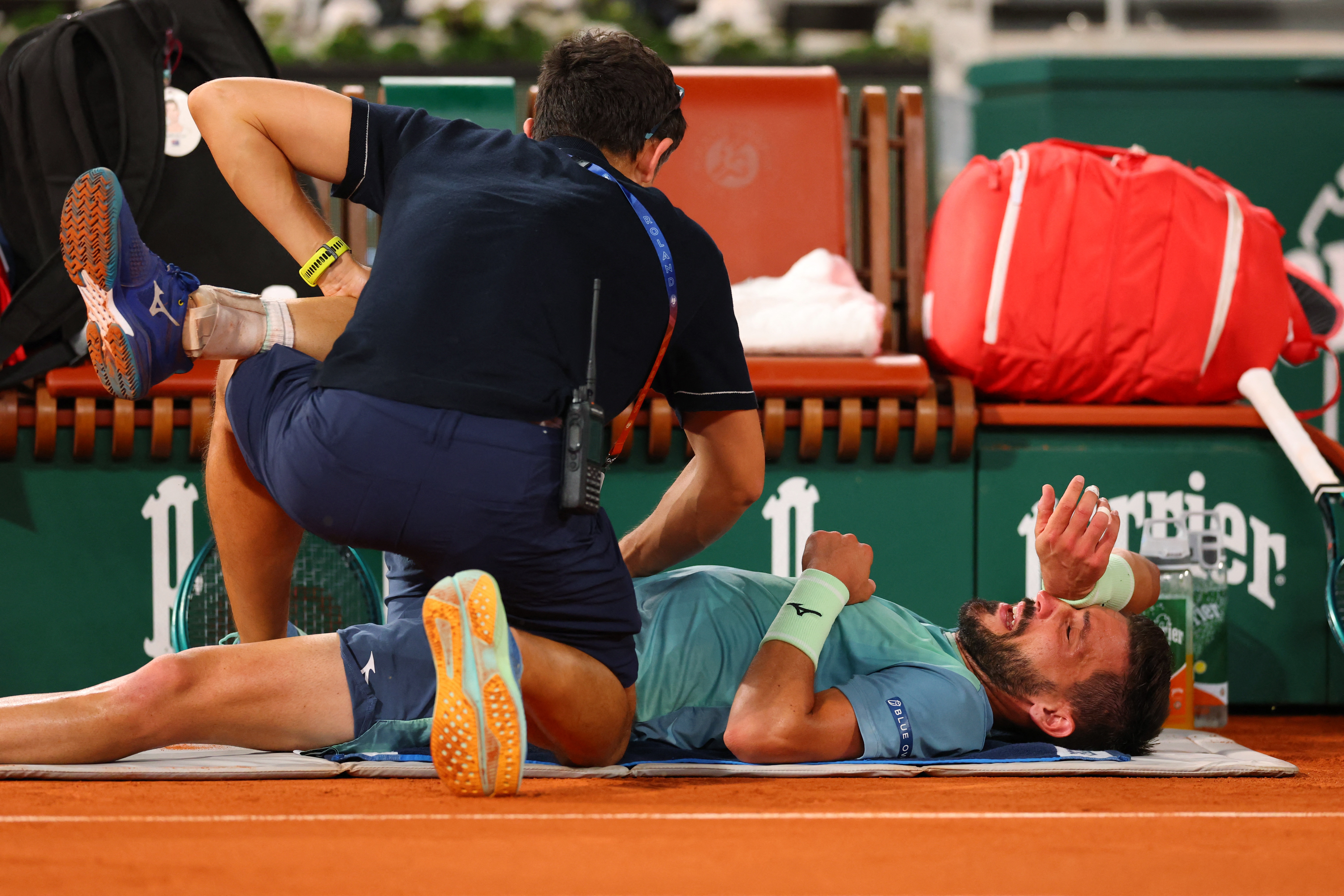 2025-05-30T201857Z_1910358884_UP1EL5U1KFIDA_RTRMADP_3_TENNIS-FRENCHOPEN