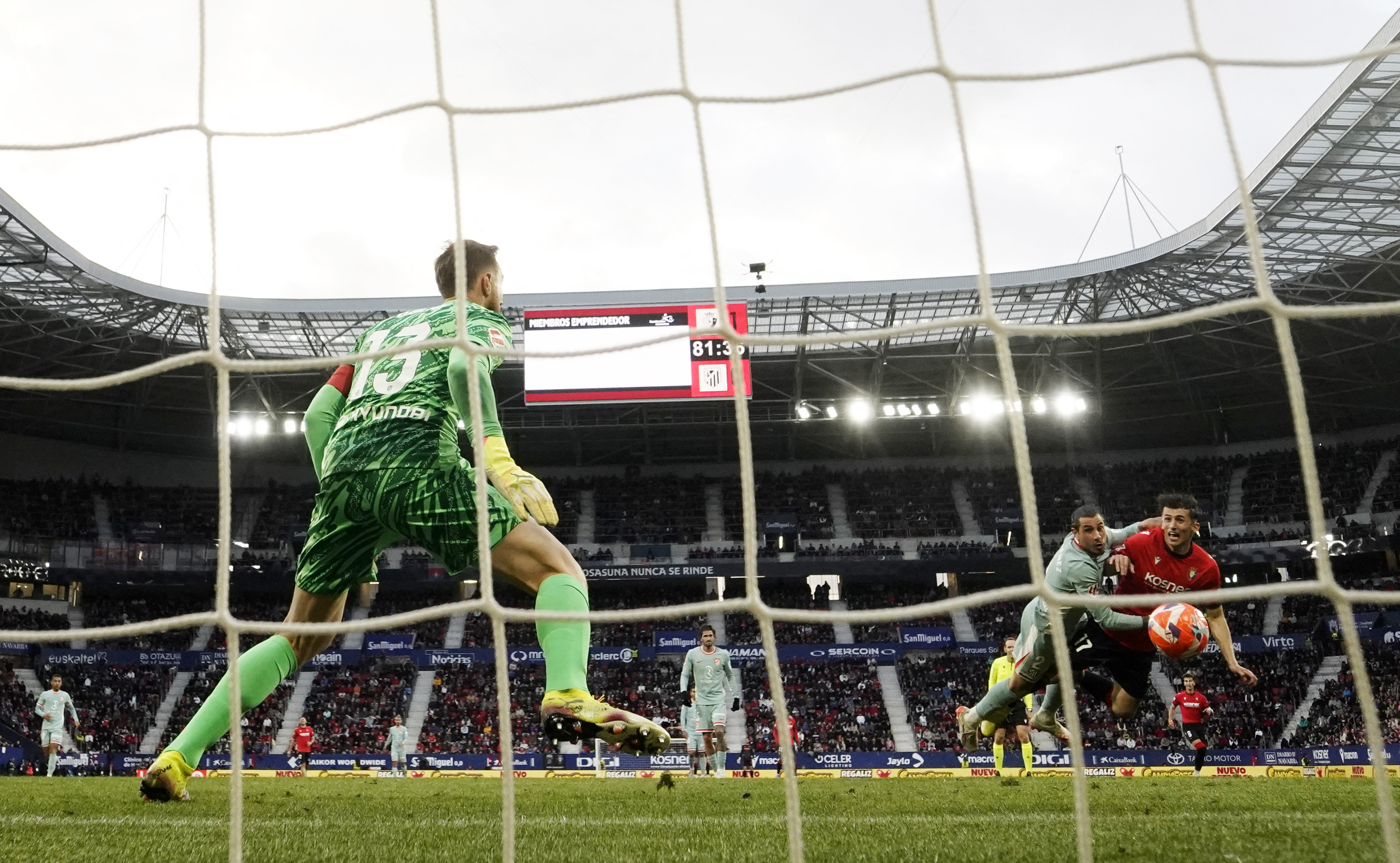 2025-05-15T190356Z_500395454_UP1EL5F1GYIKM_RTRMADP_3_SOCCER-SPAIN-OSA-ATM-REPORT