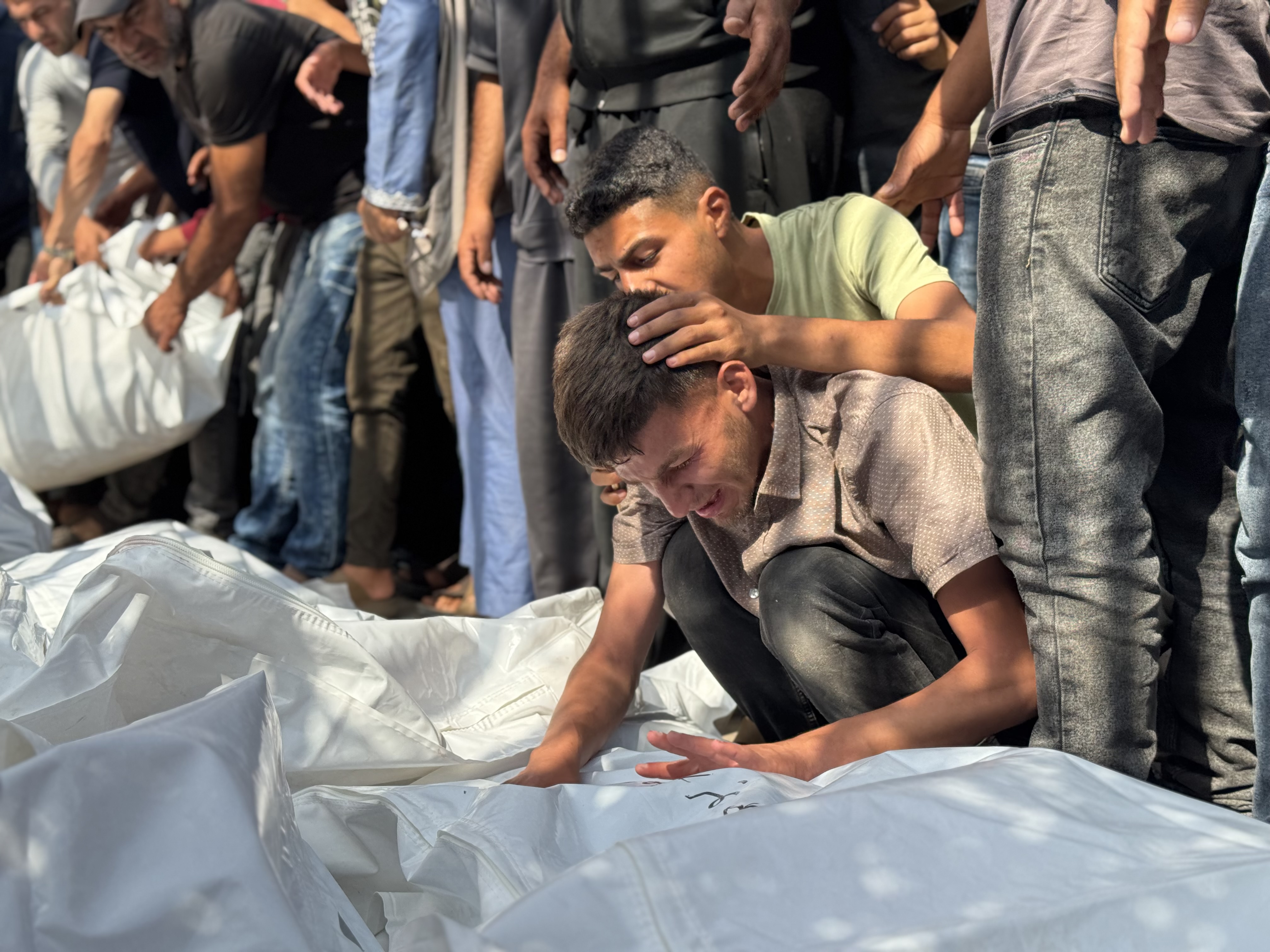 AA-20250604-38177519-38177503-NAJMANJE_10_POGINULIH_U_IZRAELSKOM_NAPADU_NA_IZBJEGLICKI_SATOR_U_GAZI