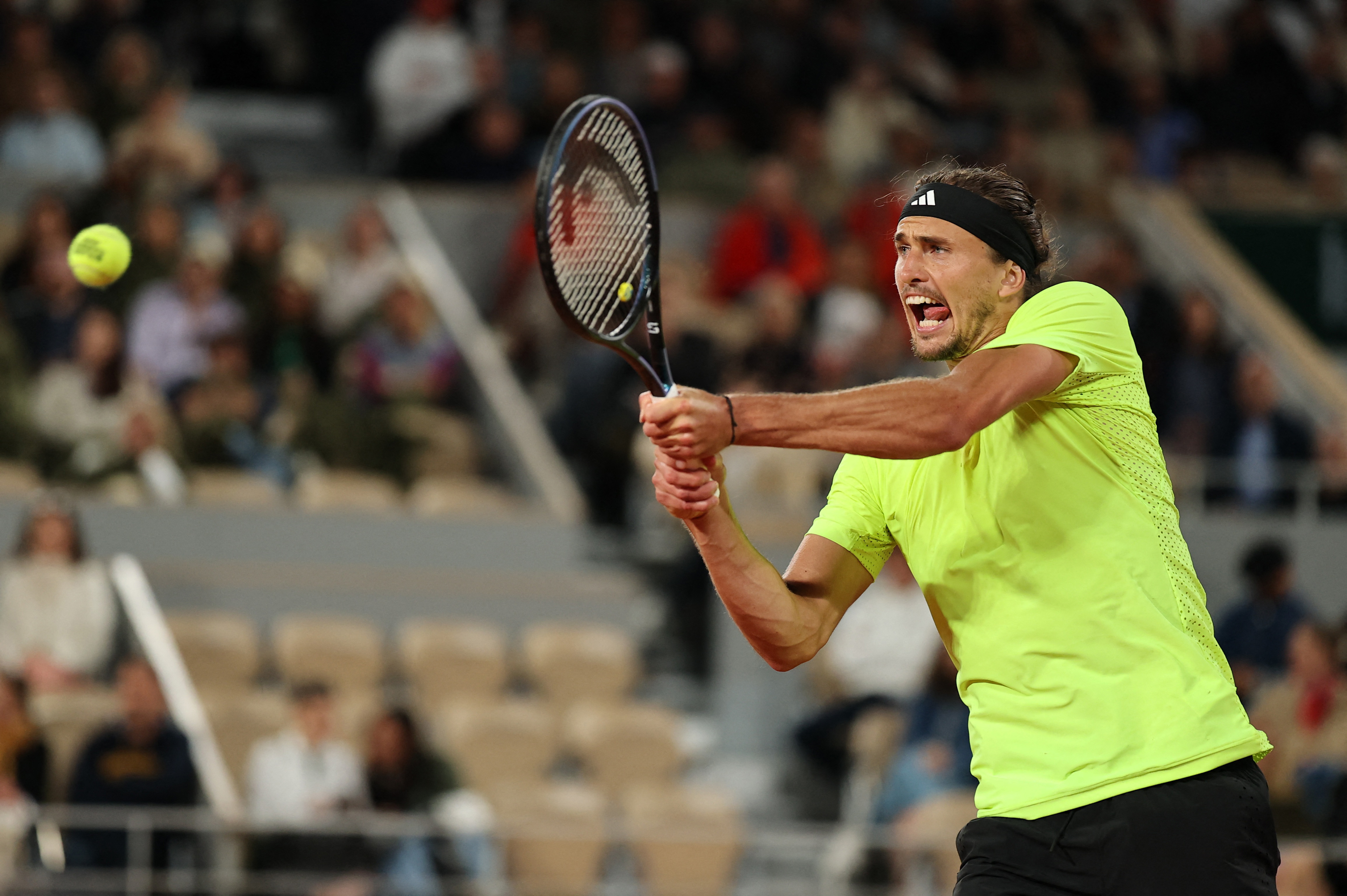 2025-06-04T210133Z_728106197_UP1EL641MEJP4_RTRMADP_3_TENNIS-FRENCHOPEN