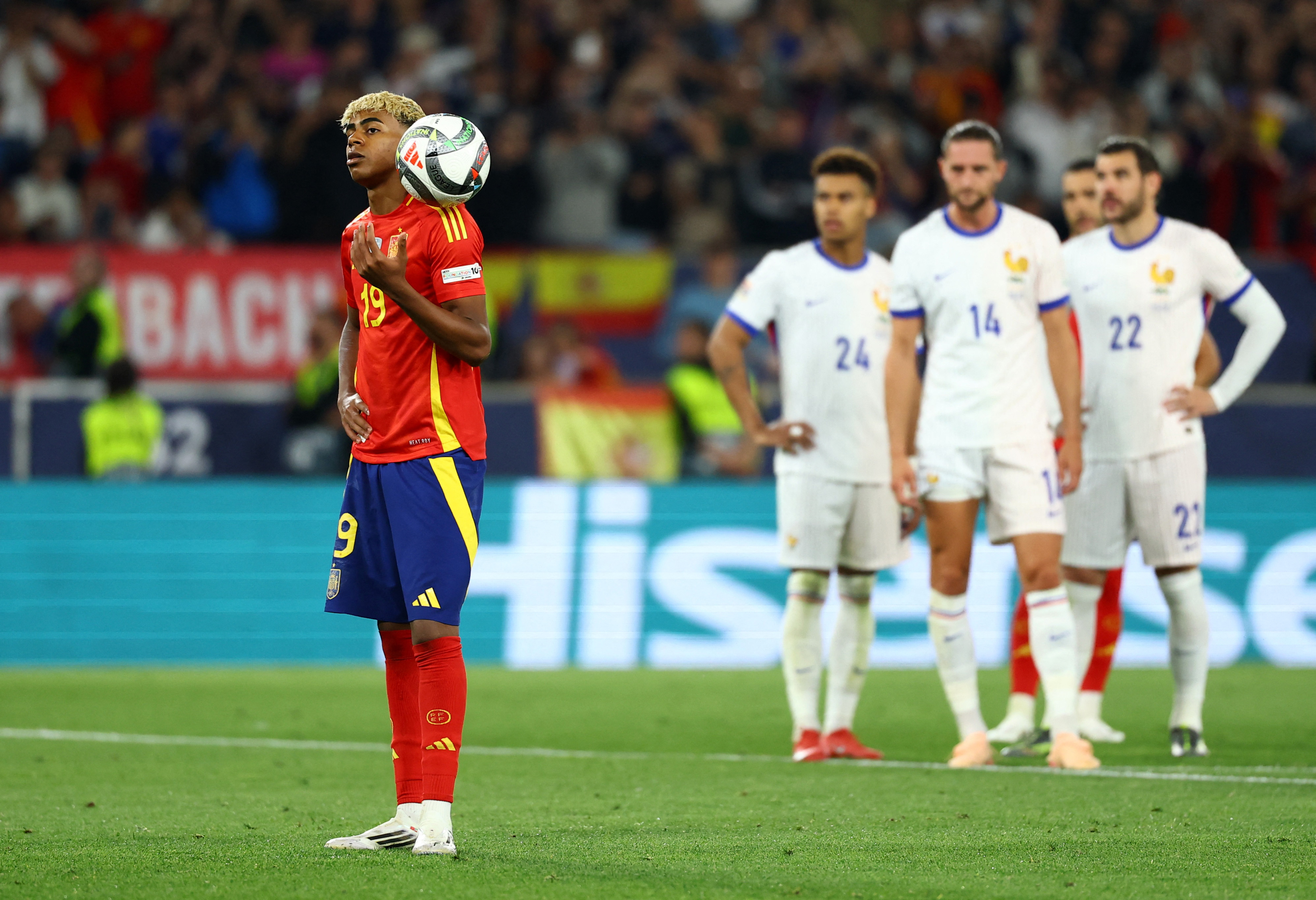 2025-06-05T201444Z_274761174_UP1EL651K8IAU_RTRMADP_3_SOCCER-UEFANATIONS-ESP-FRA-REPORT