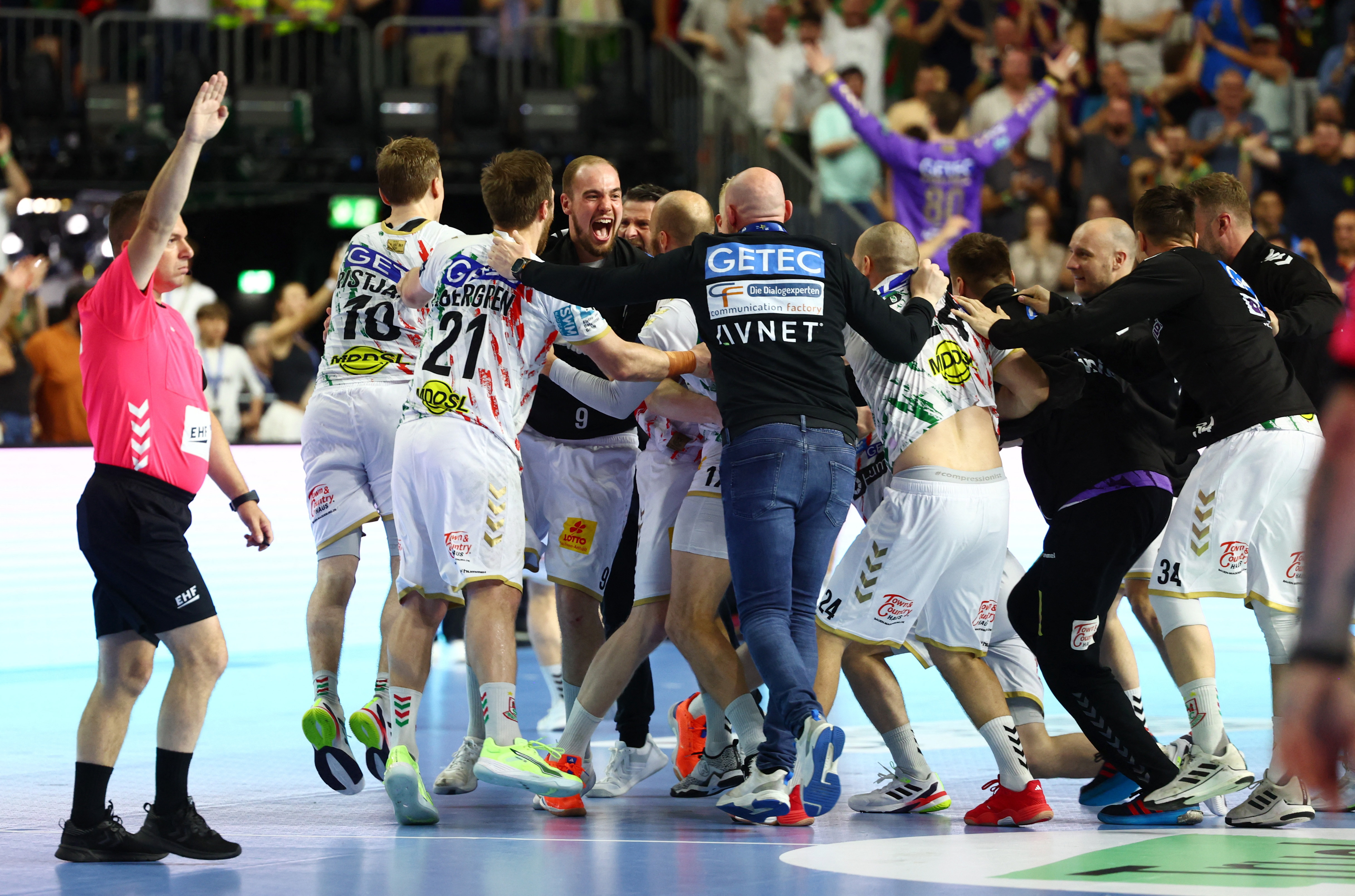 2025-06-14T180732Z_1522112195_UP1EL6E1ECIB1_RTRMADP_3_HANDBALL-CHAMPIONS