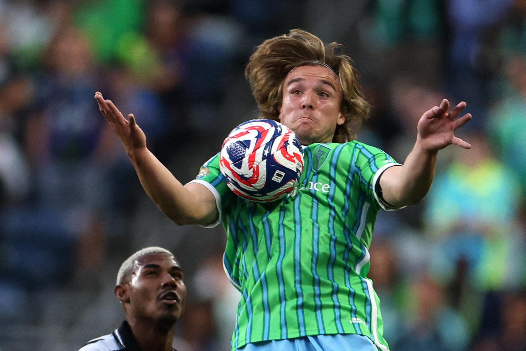 2025-06-16T035105Z_1378325247_UP1EL6G0AP4WN_RTRMADP_3_SOCCER-CLUB-BOT-SEA