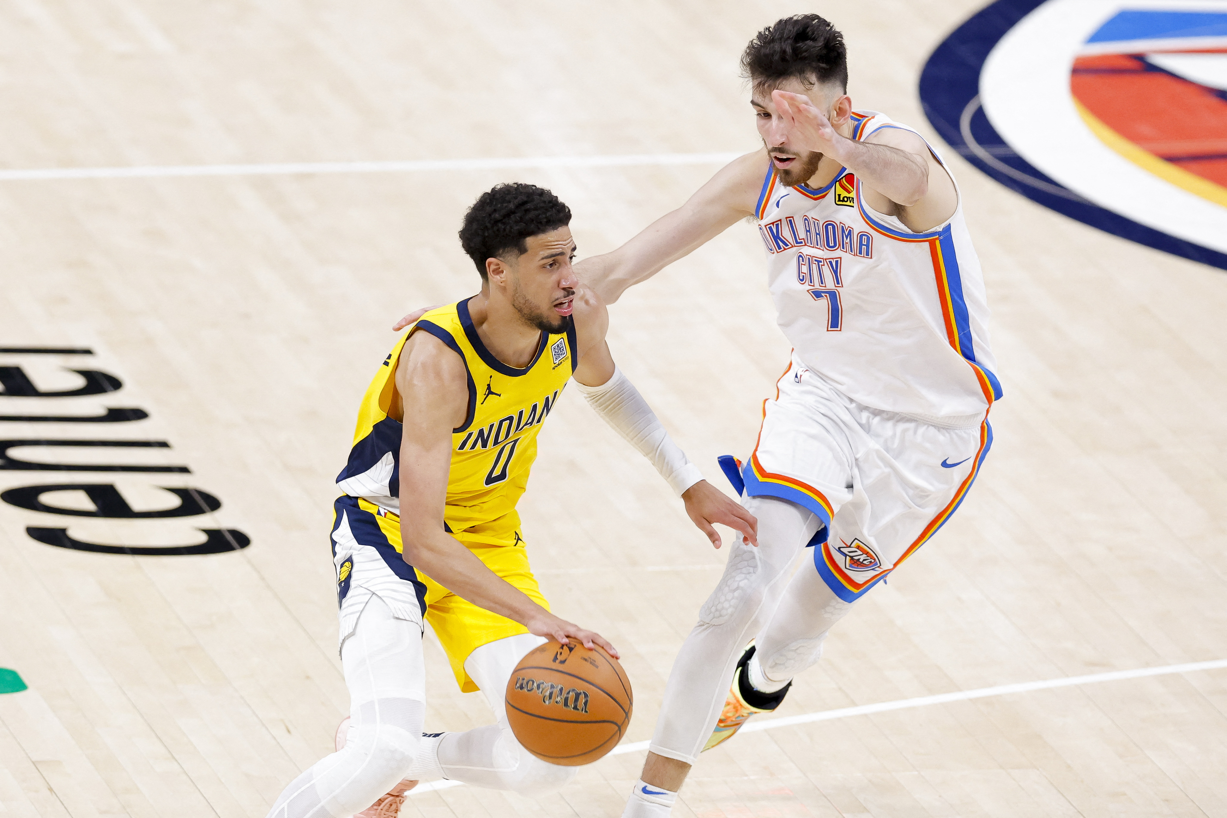 2025-06-17T034010Z_58525376_MT1USATODAY26472297_RTRMADP_3_NBA-FINALS-INDIANA-PACERS-AT-OKLAHOMA-CITY-THUNDER