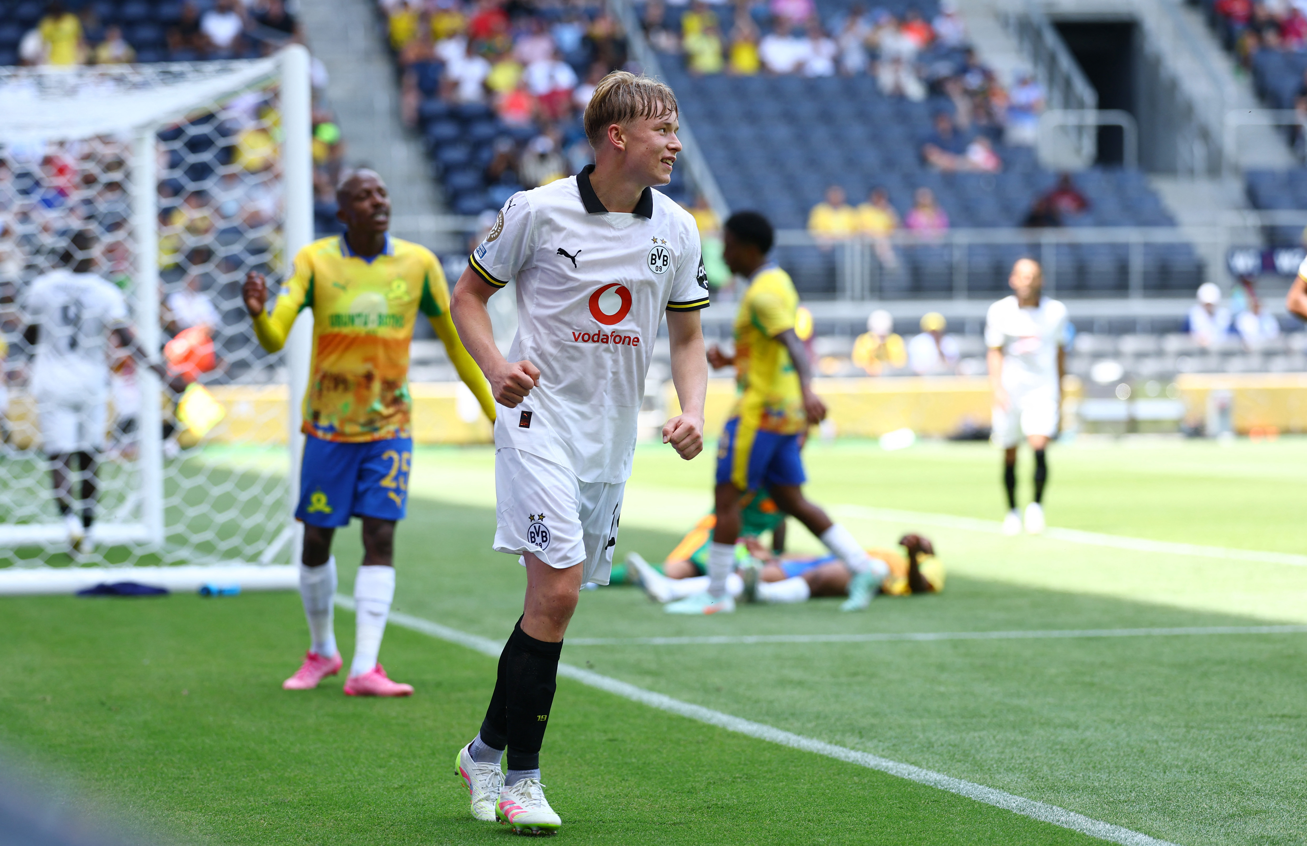 2025-06-21T172043Z_1370458573_UP1EL6L1C6IEK_RTRMADP_3_SOCCER-CLUB-MSU-BVB