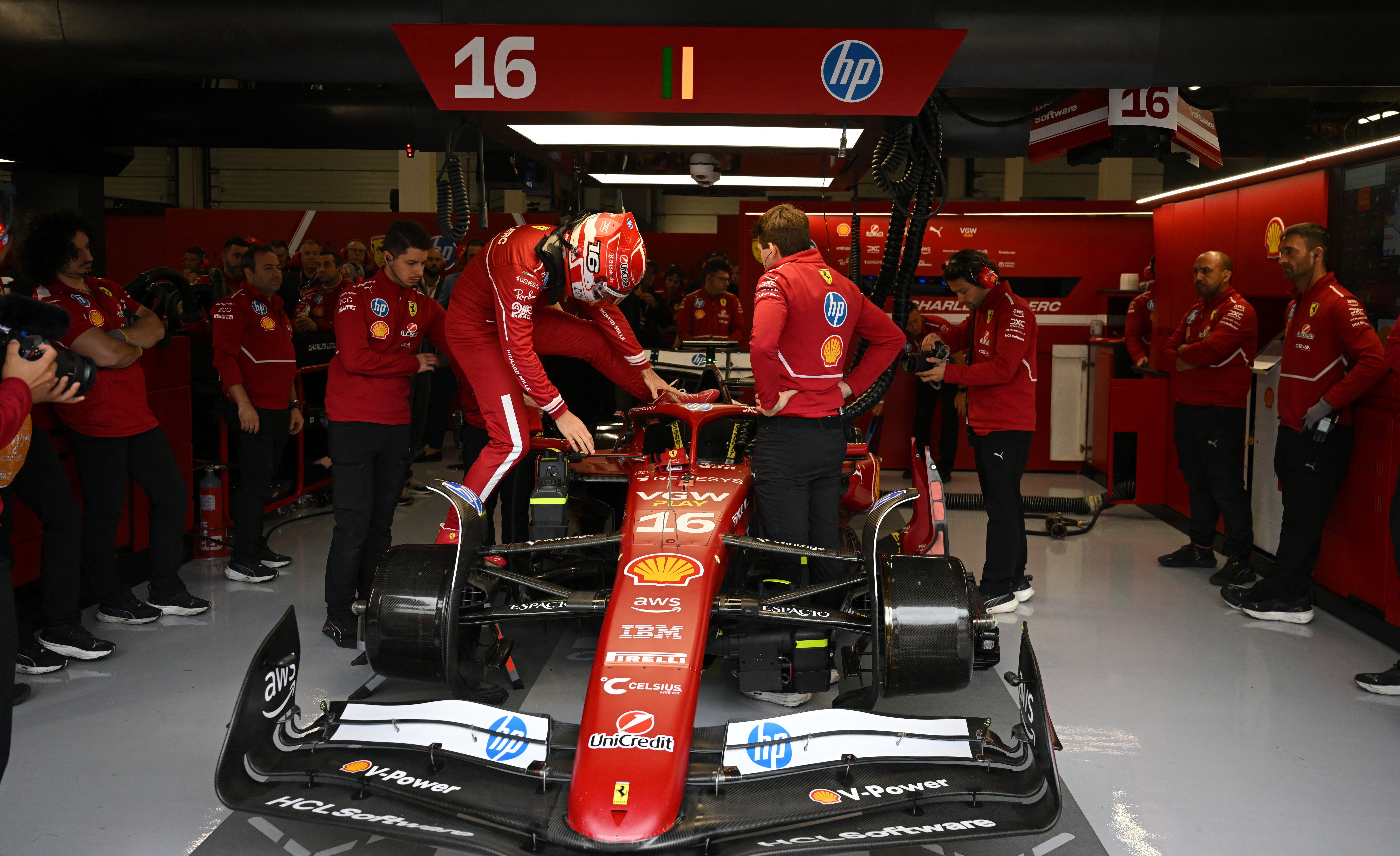 2025-07-05T112129Z_743152322_UP1EL750VJQ9P_RTRMADP_3_MOTOR-F1-BRITAIN