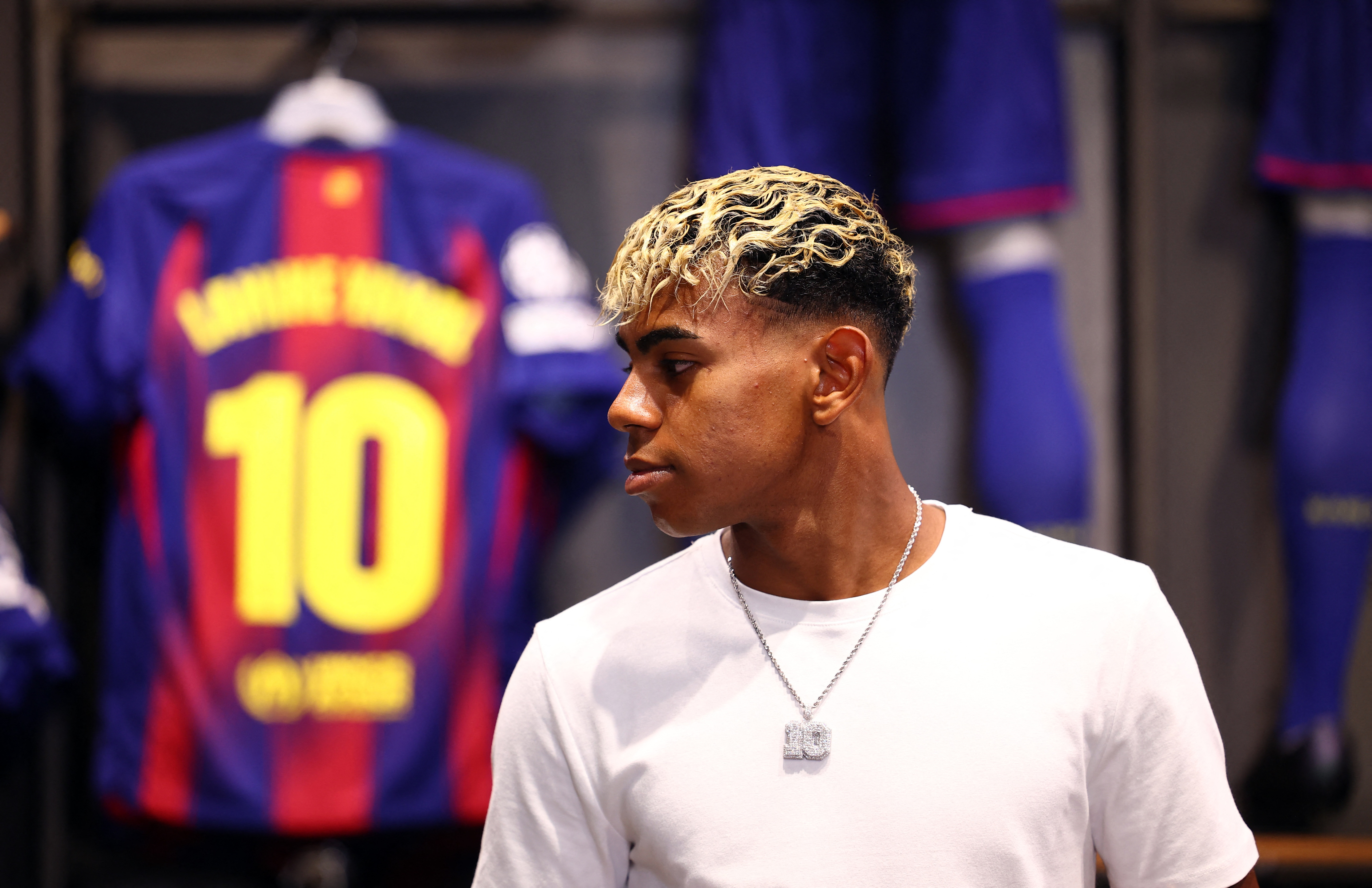 2025-07-16T172755Z_1943143291_UP1EL7G1CIHSU_RTRMADP_3_SOCCER-SPAIN-FCB-YAMAL