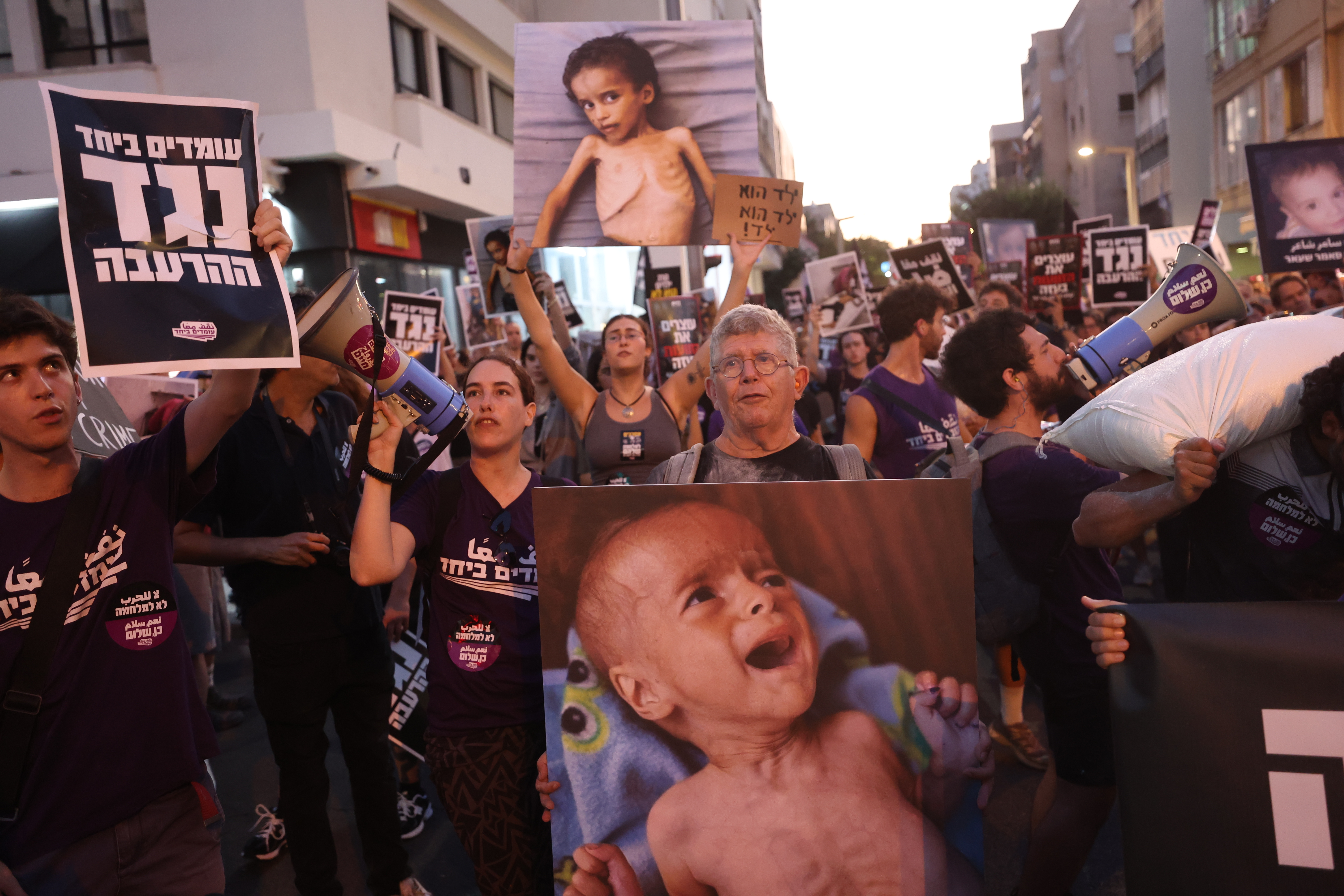 AA-20250722-38632205-38632170-U_CENTRU_TEL_AVIVA_ODRZAN_PROTEST_ZBOG_GLADI_U_GAZI.jpg