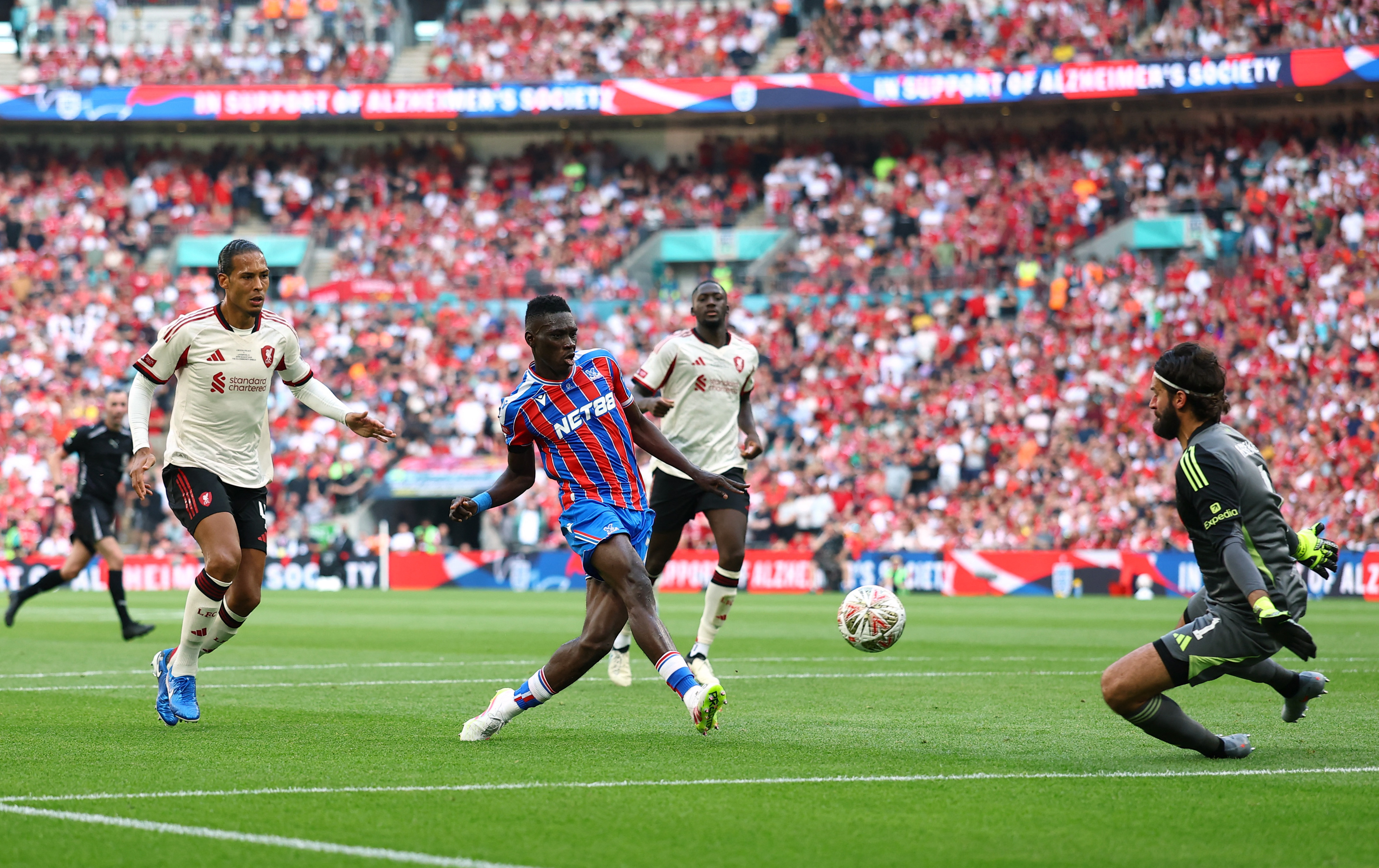 Soccer Football - FA Community Shield - Crystal Palace v Liverpool - Wembley Stadium, London, Britain - August 10, 2025 Crystal Palace's Ismaila Sarr scores their second goal Action Images via Reuters/Matthew Childs