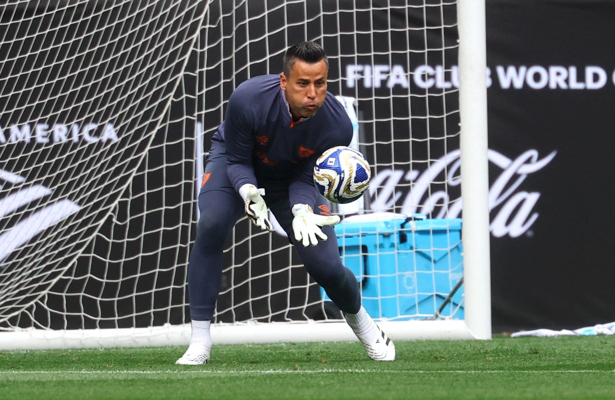 FILE PHOTO: Soccer Football - FIFA Club World Cup - Fluminense Training - Sports Illustrated Stadium, Harrison, New Jersey, U.S. - July 7, 2025 Fluminense's Fabio during training REUTERS/Kai Pfaffenbach/File Photo