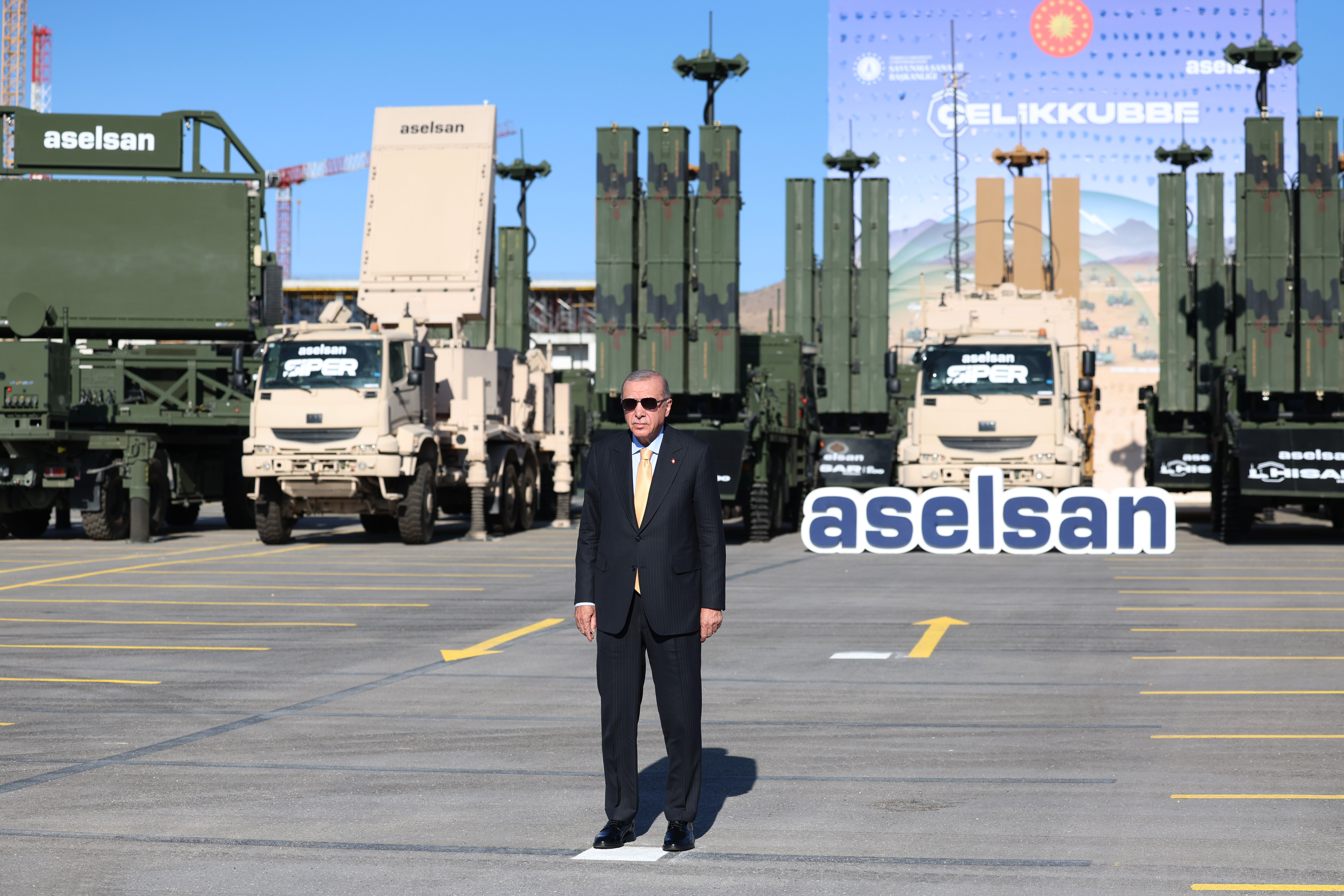 ANKARA, TURSKA - 27. AVGUST: Turski predsjednik Recep Tayyip Erdogan prisustvuje isporuci "Čelične kupole", otvaranju objekata i ceremoniji polaganja kamena temeljca za Ogulbey, održanoj u kampusu