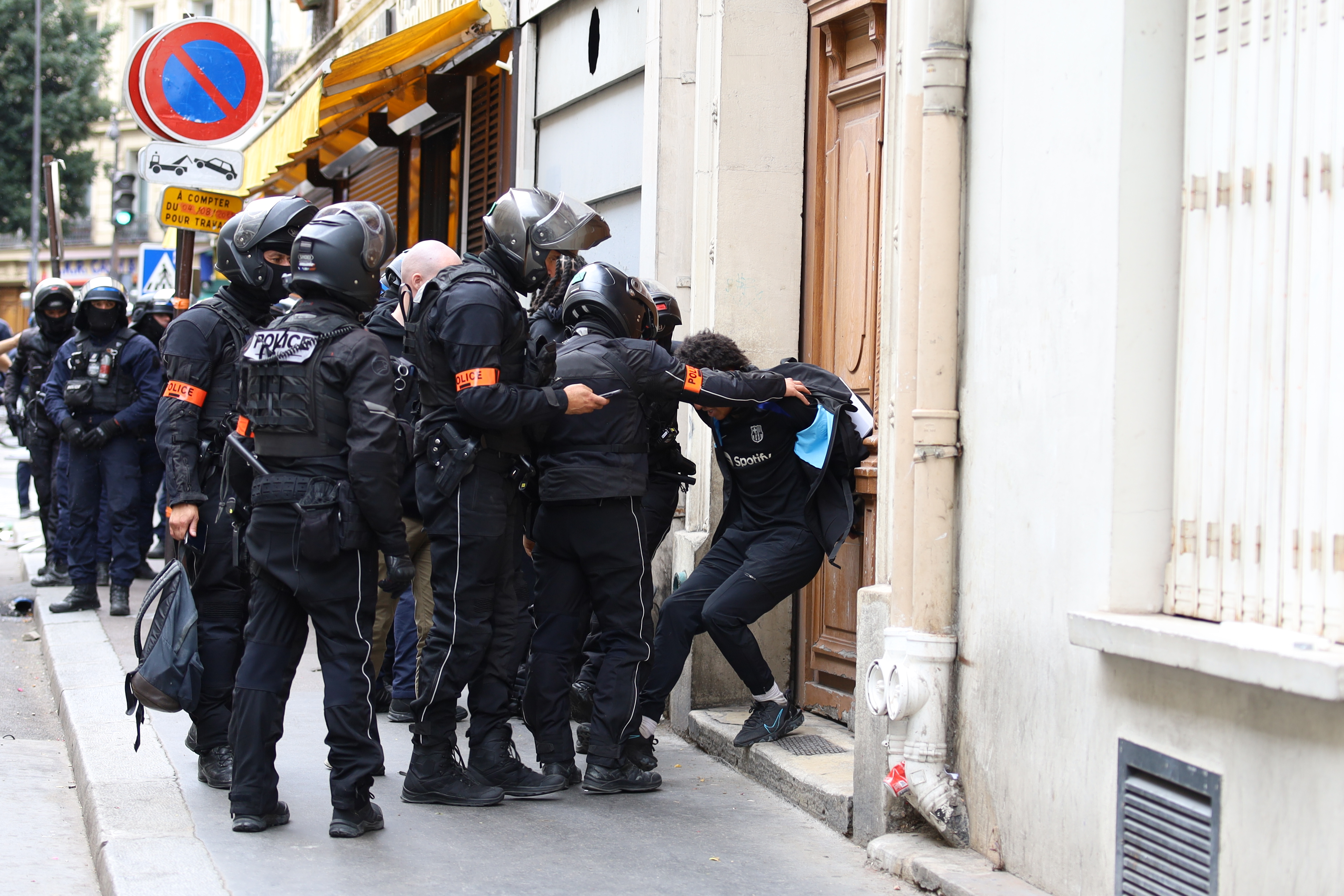 AA-20250910-39074260-39074254-SKORO_200_UHAPSENIH_U_FRANCUSKOJ_TOKOM_PROTESTA_BLOKIRAJ_SVE