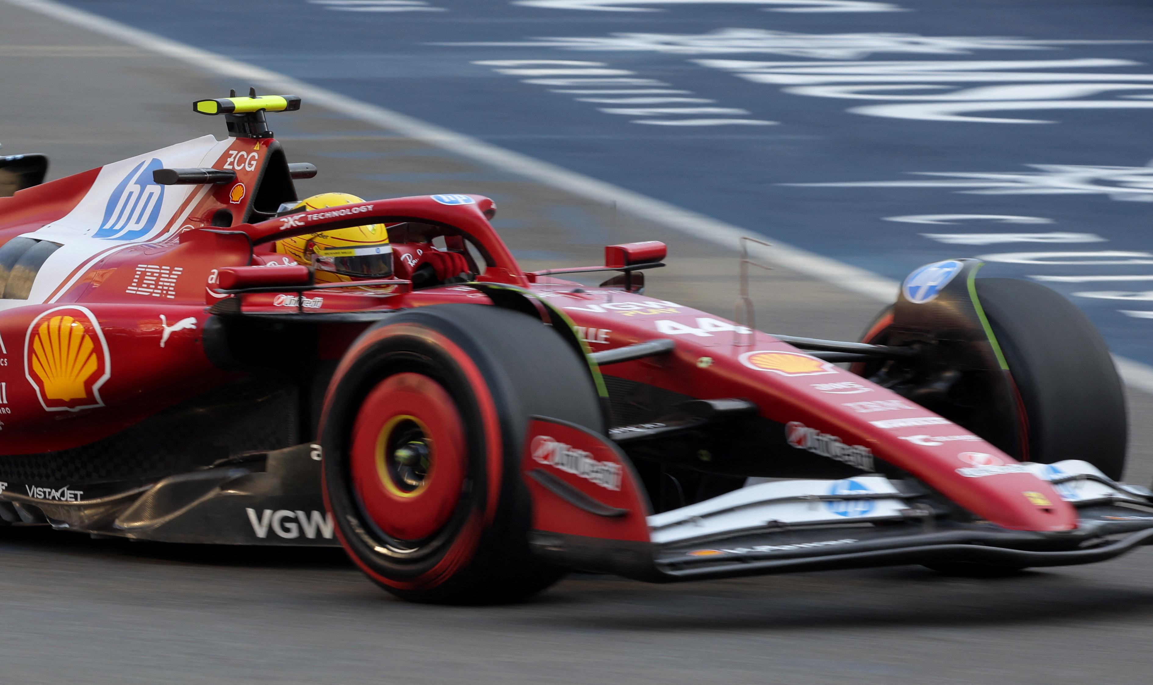 Formula One F1 - Azerbaijan Grand Prix - Baku City Circuit, Baku, Azerbaijan - September 19, 2025 Ferrari's Lewis Hamilton during practice REUTERS/Anton Vaganov