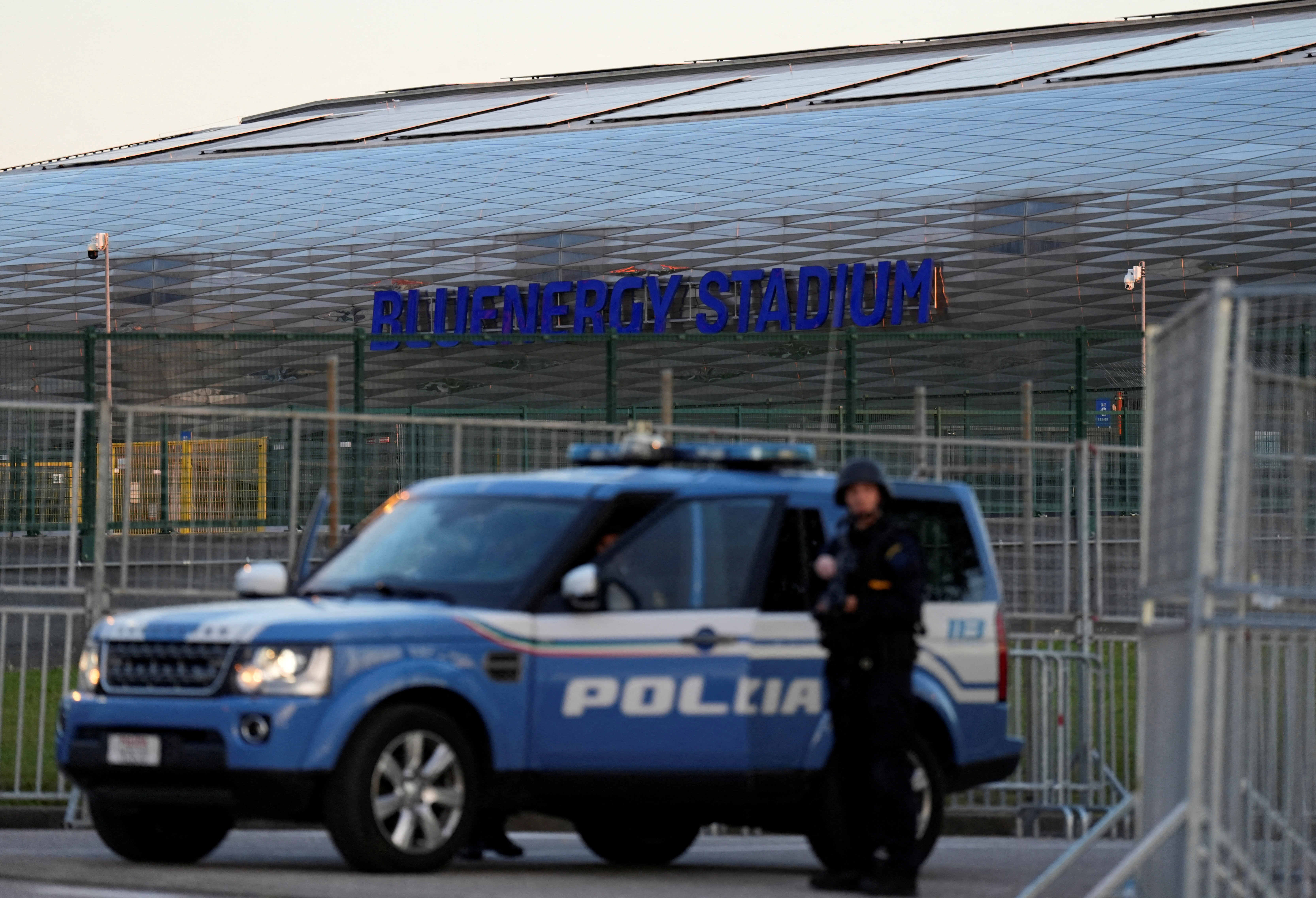 FIFA World Cup - UEFA Qualifiers - Israel Training and Press Conference - Bluenergy Stadium, Udine, Italy - October 13, 2025 General view of the stadium as police officers patrol ahead of Israel training and press conference REUTERS/Matteo Ciambelli