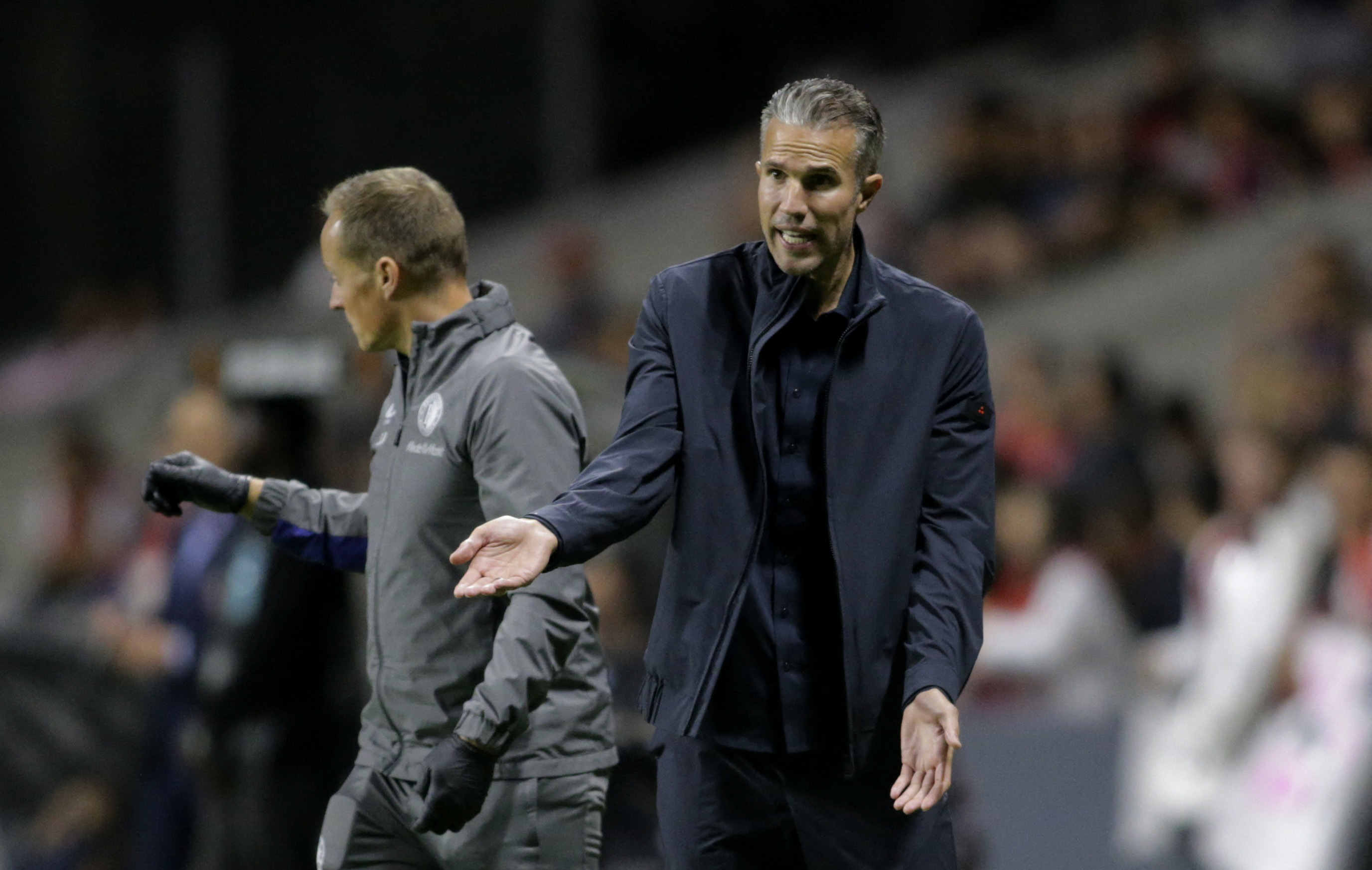 Braga v Feyenoord - Estadio Municipal de Braga, Braga, Portugal - September 24, 2025 Feyenoord coach Robin van Persie reacts during the match REUTERS/Miguel Vidal
