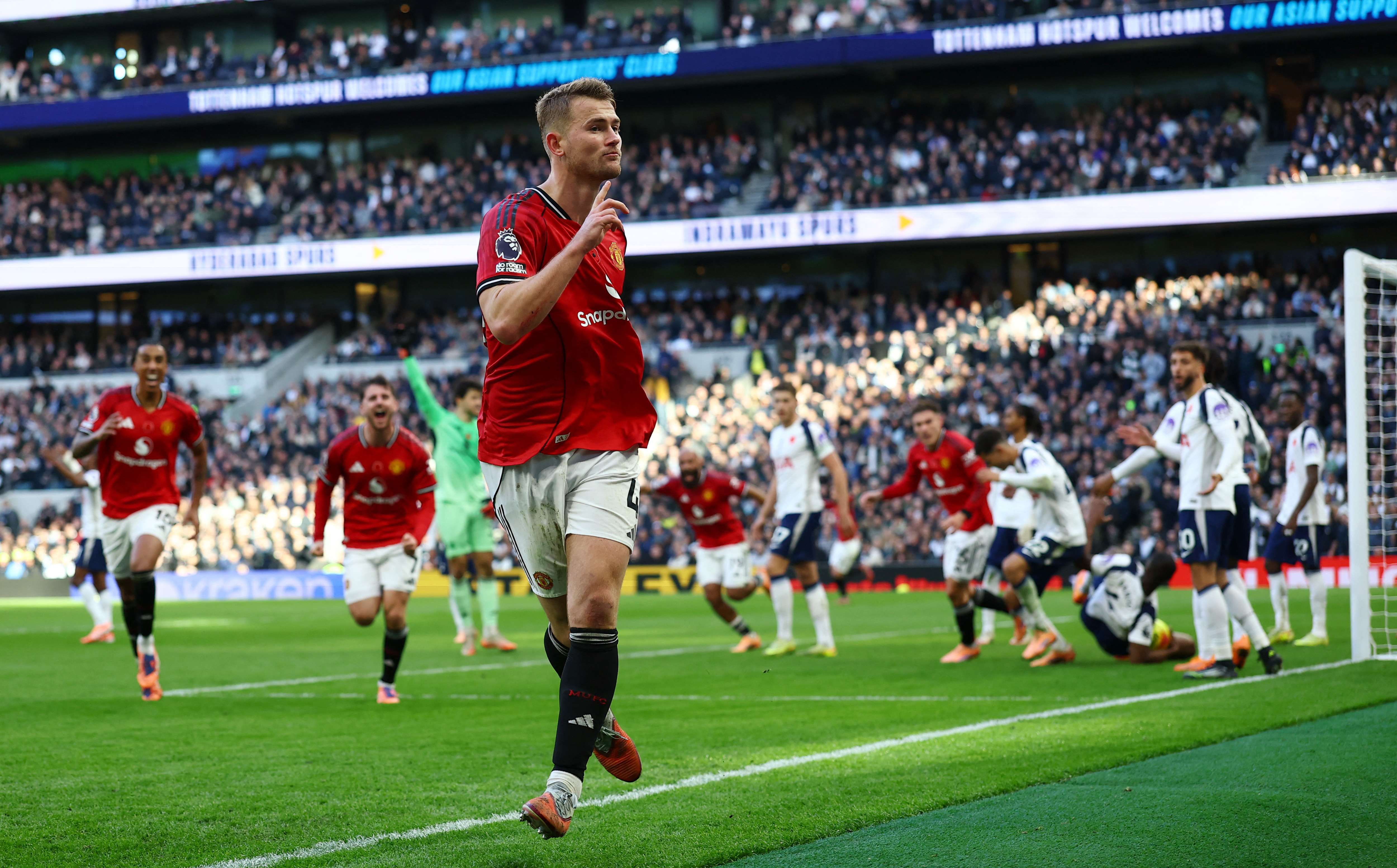 Soccer Football - Premier League - Tottenham Hotspur v Manche