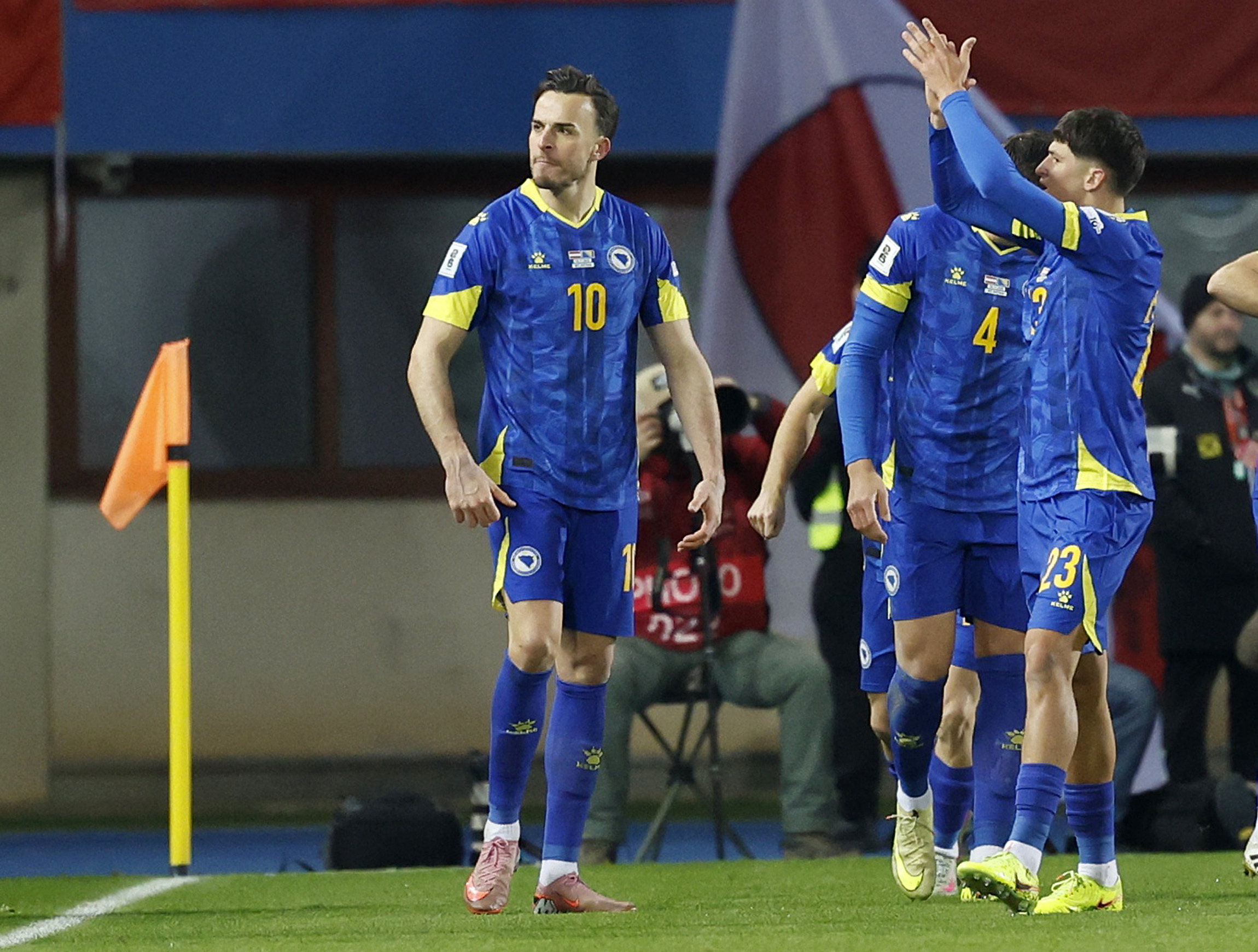 Soccer Football - FIFA World Cup - UEFA Qualifiers - Group H - Austria v Bosnia and Herzegovina - Ernst-Happel-Stadion