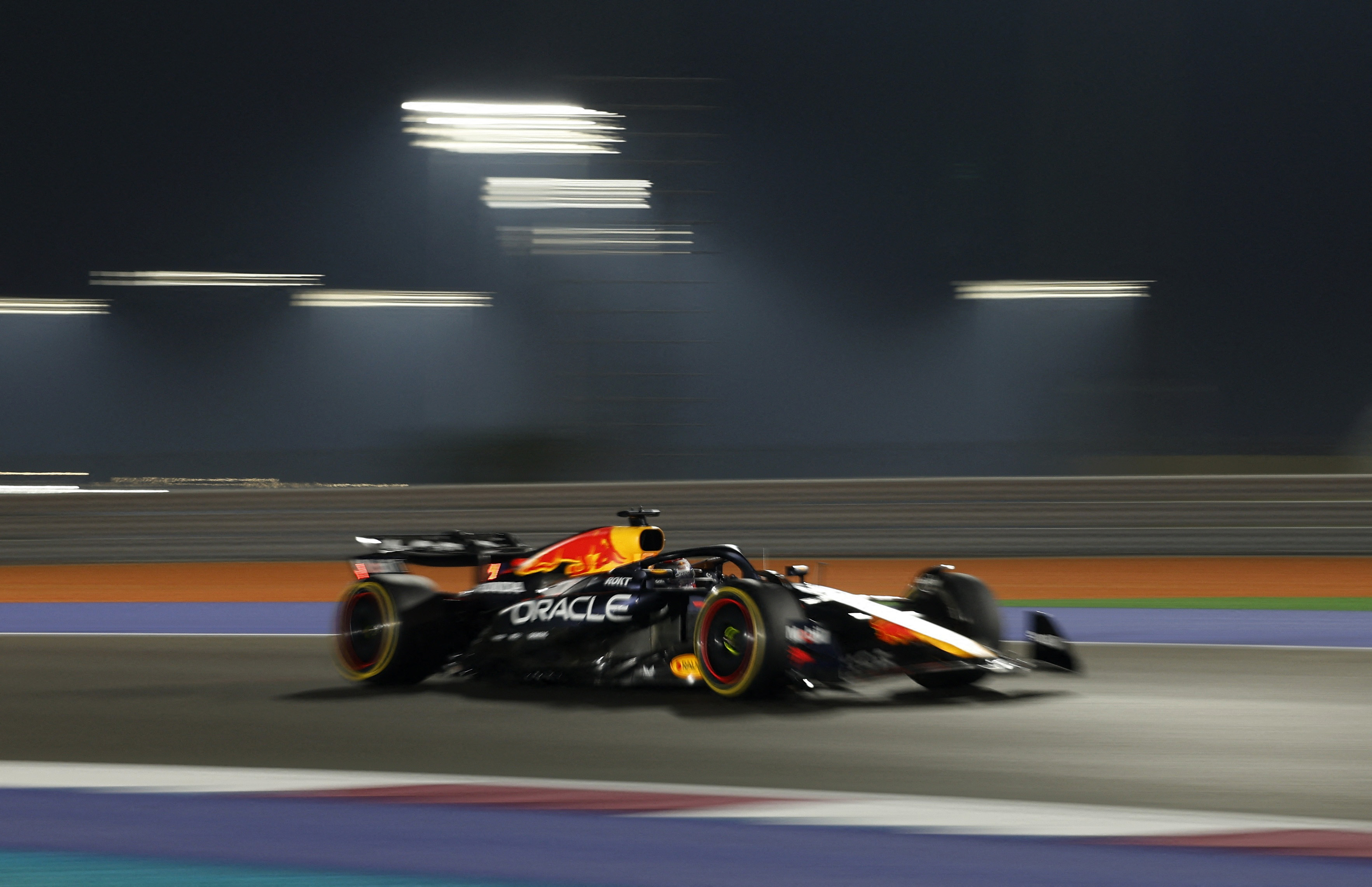 Formula One F1 - Qatar Grand Prix - Lusail International Circuit, Lusail, Qatar - November 30, 2025 Red Bull's Max Verstappen in action during the race REUTERS/Ibraheem Abu Mustafa
