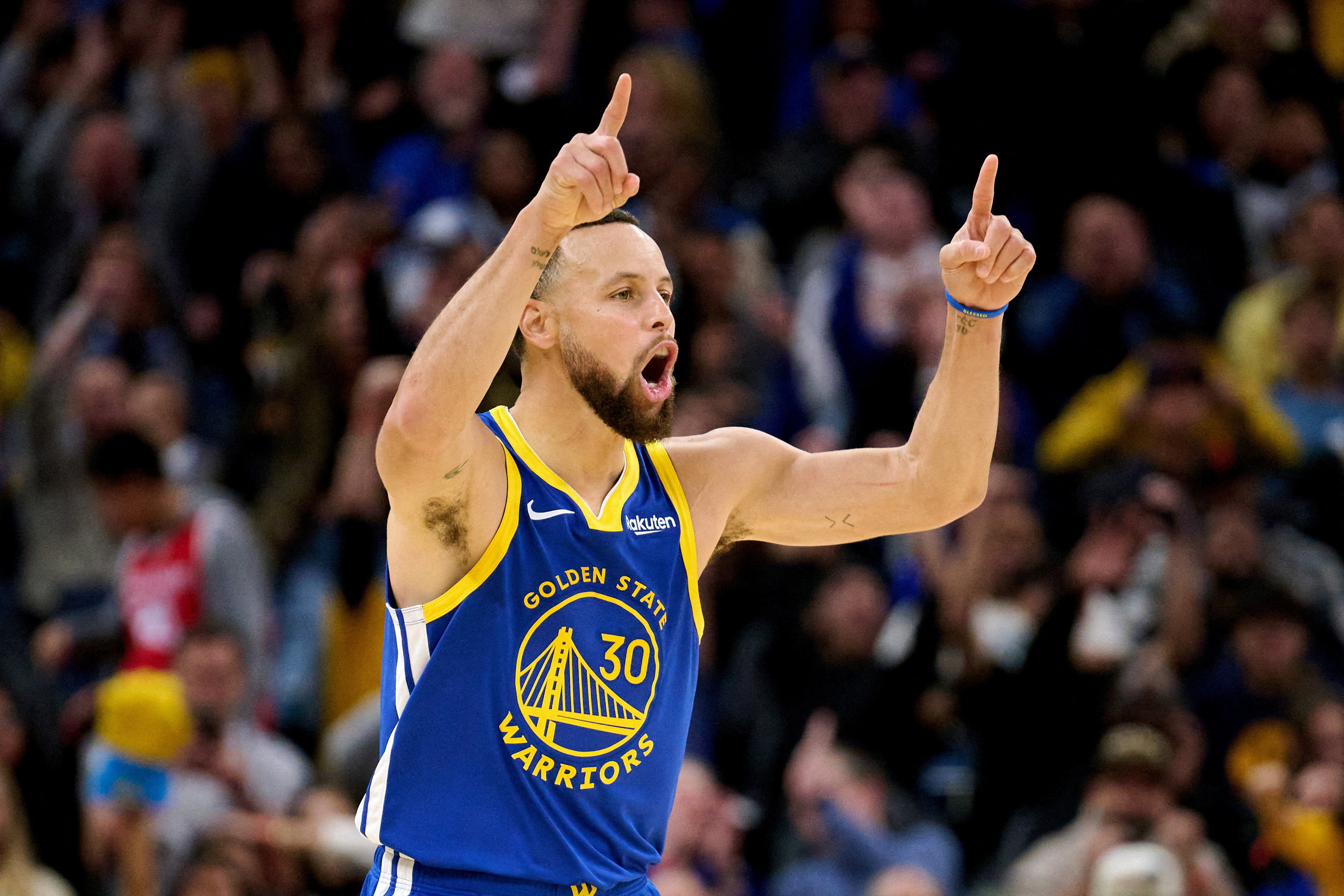 Dec 12, 2025; San Francisco, California, USA; Golden State Warriors guard Stephen Curry (30)