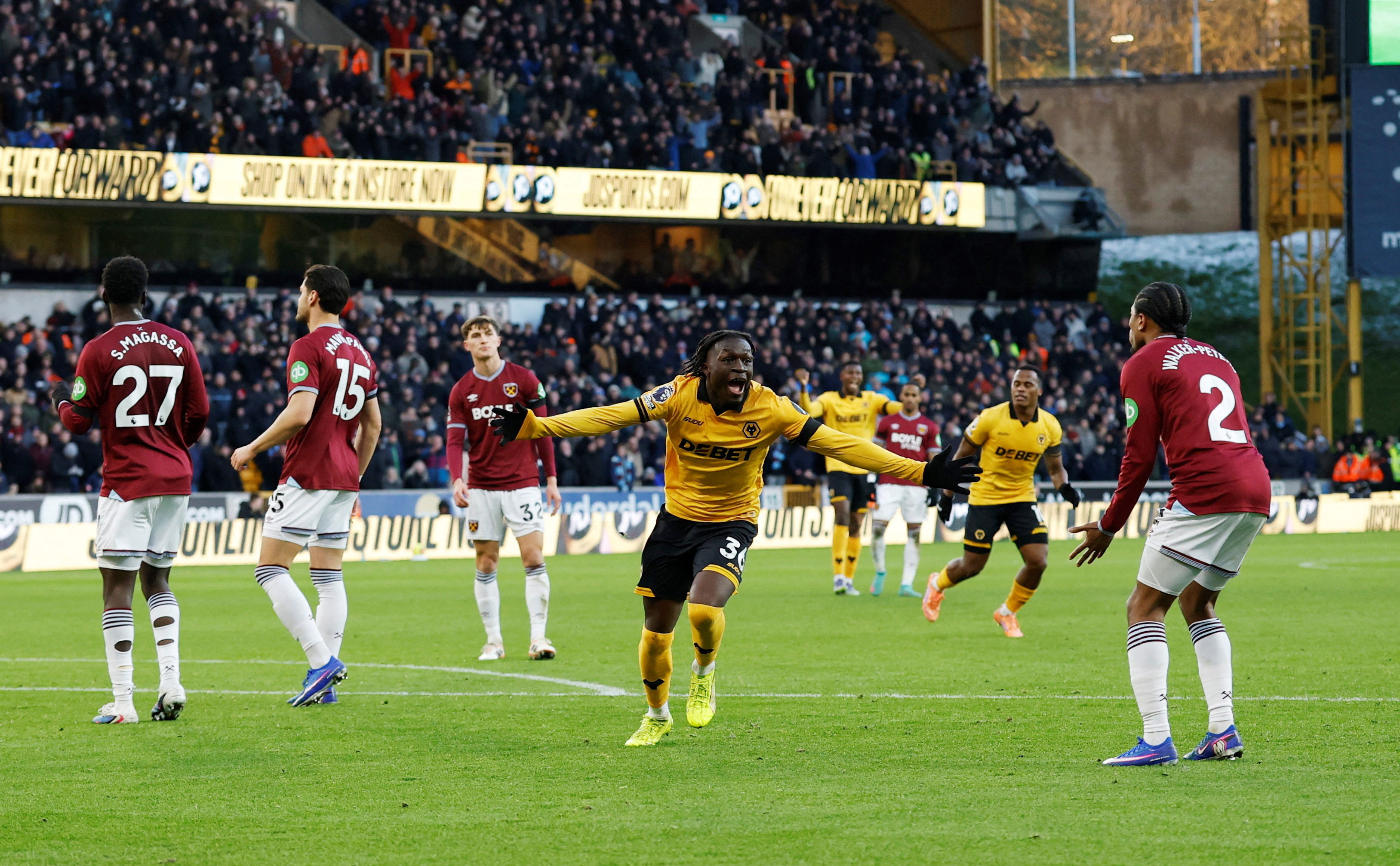 Soccer Football - Premier League - Wolverhampton Wanderers v West Ham United - Molineux Stadium, Wolverhampton, Britain - January 3, 2026 Wolverhampton Wanderers' Mateus Mane celebrates scoring their third goal Action Images via Reuters/Jason Cairnduff ED