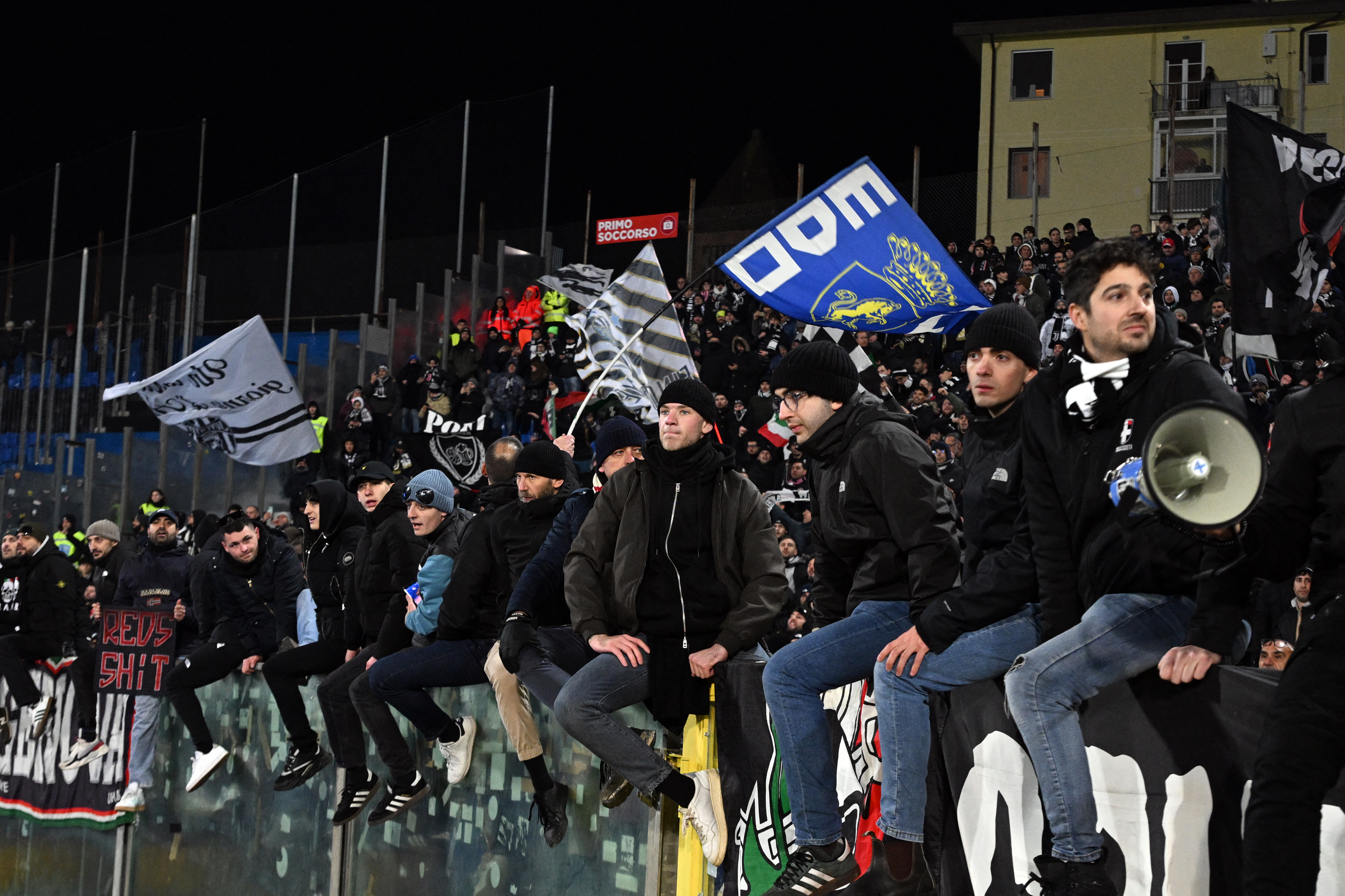 Soccer Football - Serie A - Pisa SC v Juventus - Arena Garibaldi - Stadio Romeo Anconetani, Pisa, Italy - December 27, 2025 Juventus fans celebrate after the match REUTERS/Jennifer Lorenzini
