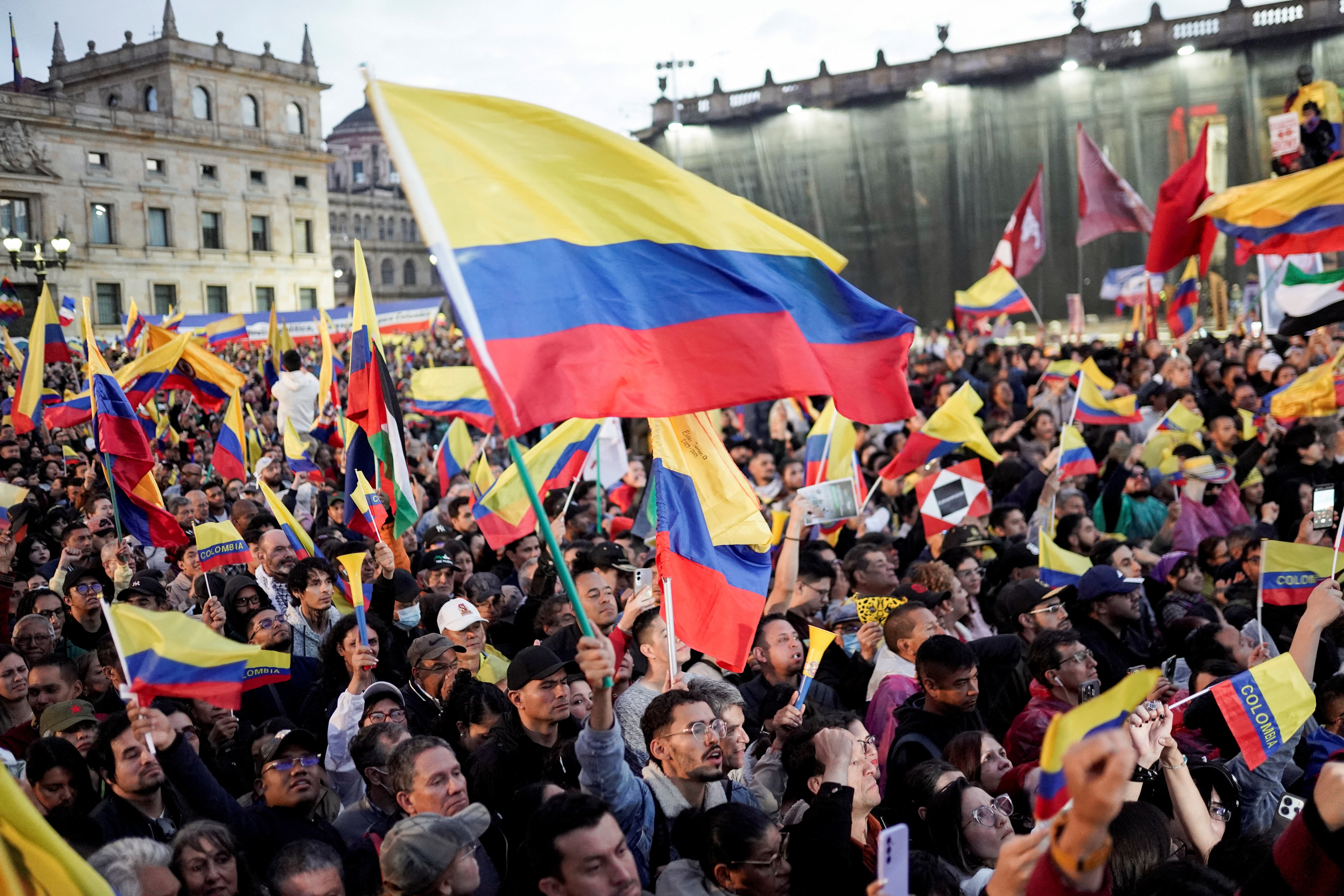 Supporters of Colombian President Gustavo Petro attend a rally called by the government to defend national sovereigntyBogota, Colombia, January 7, 2026. REUTERS/Sergio Acero