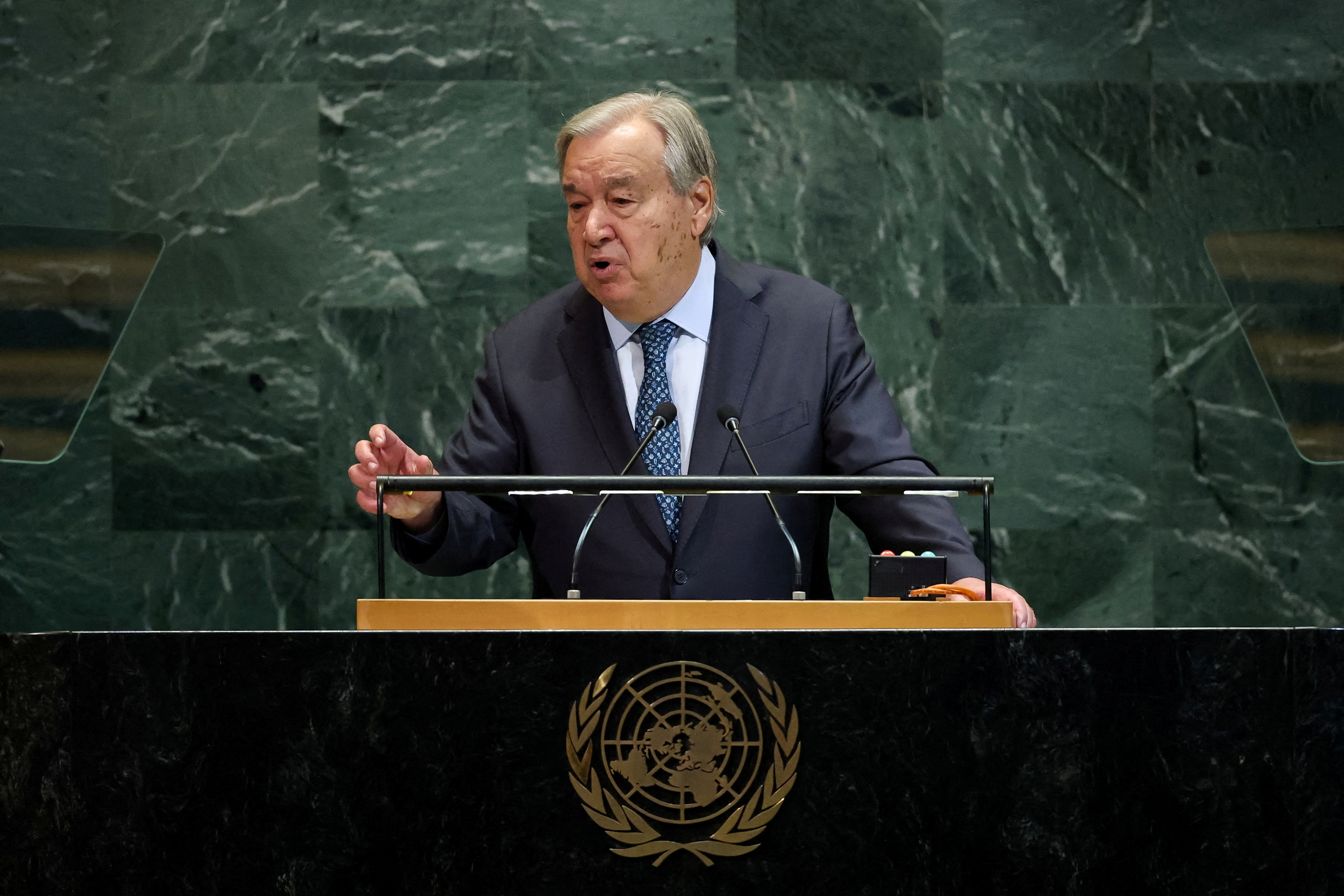 FILE PHOTO: United Nations Secretary-General Antonio Guterres addresses the 80th United Nations General Assembly at U.N. headquarters in New York City, U.S., September 23, 2025.  REUTERS/Mike Segar/File Photo
