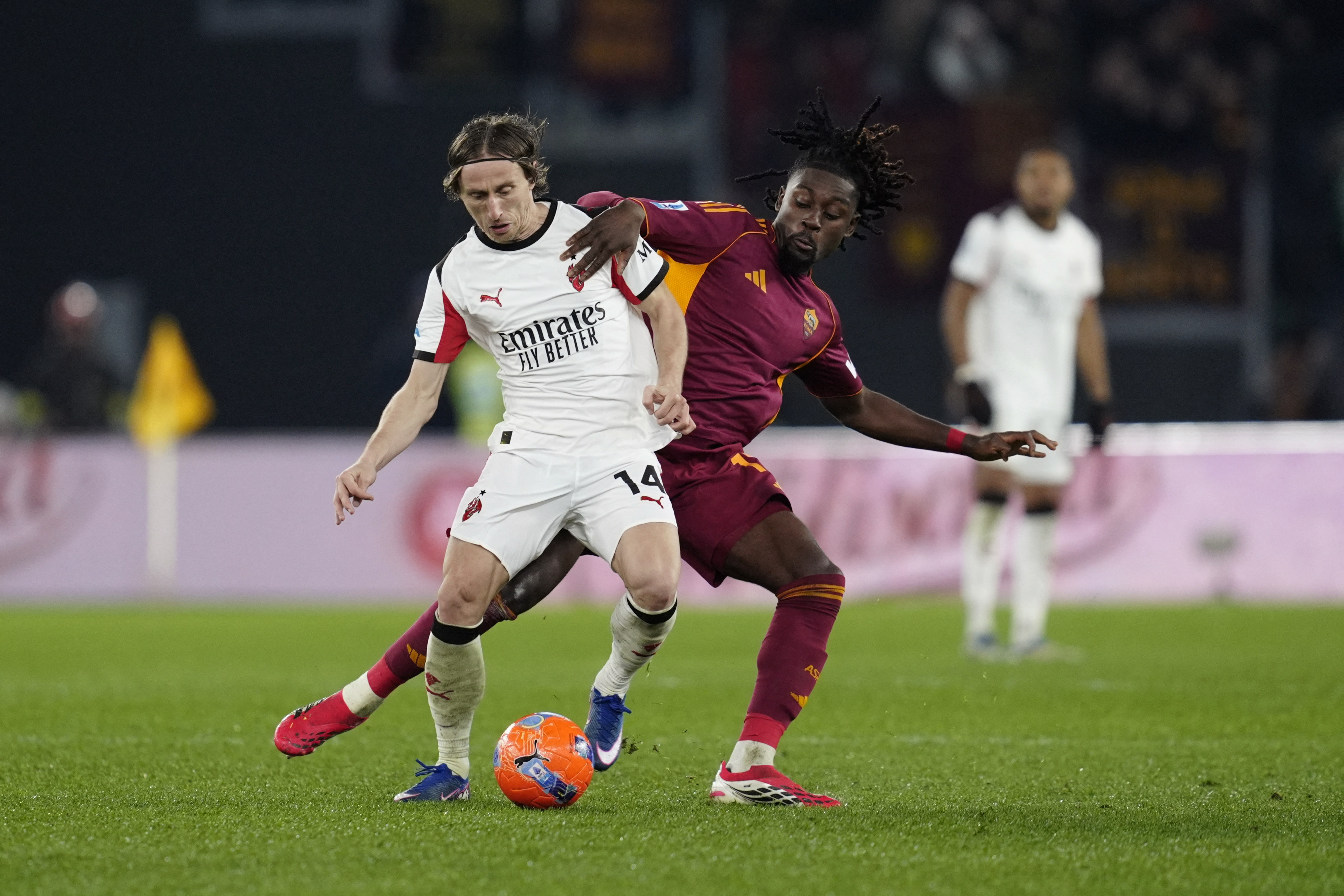 2026-01-25T210814Z_1918548420_UP1EM1P1MPPA6_RTRMADP_3_SOCCER-ITALY-ROM-MIL