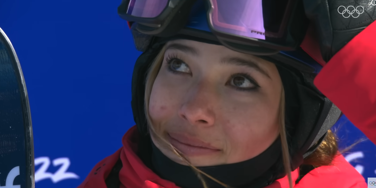 FireShot Capture 1400 - (288) Eileen Gu 🇨🇳 Defending her Crown🥇 - Athlete Profile - You_ - [www.youtube.com]