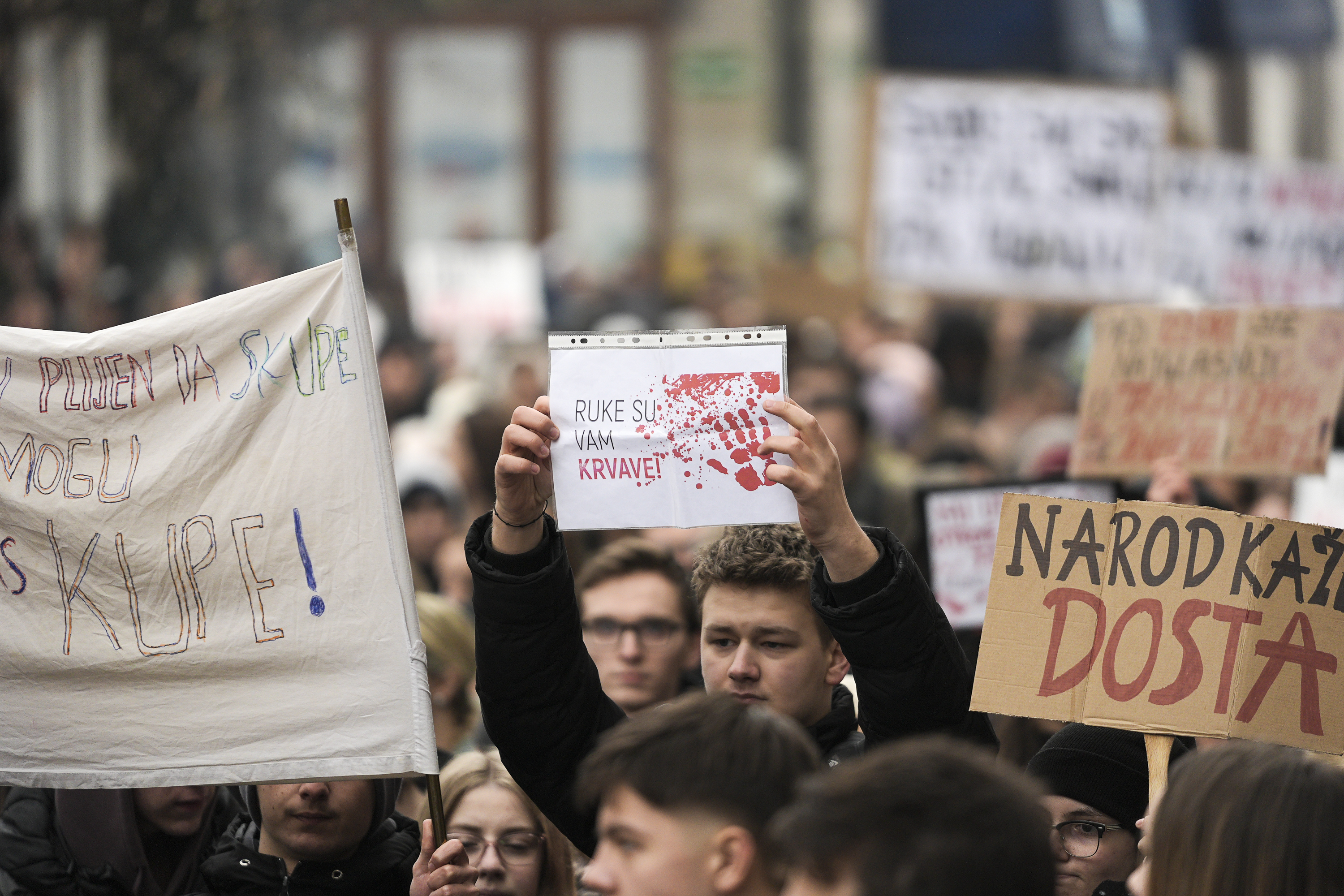 Sarajevo, BIH - 17. februar 2026:Peti dan zaredom u Sarajevo se održavaju protesti ( Samır Jordamovıc - Anadolu Agency )
