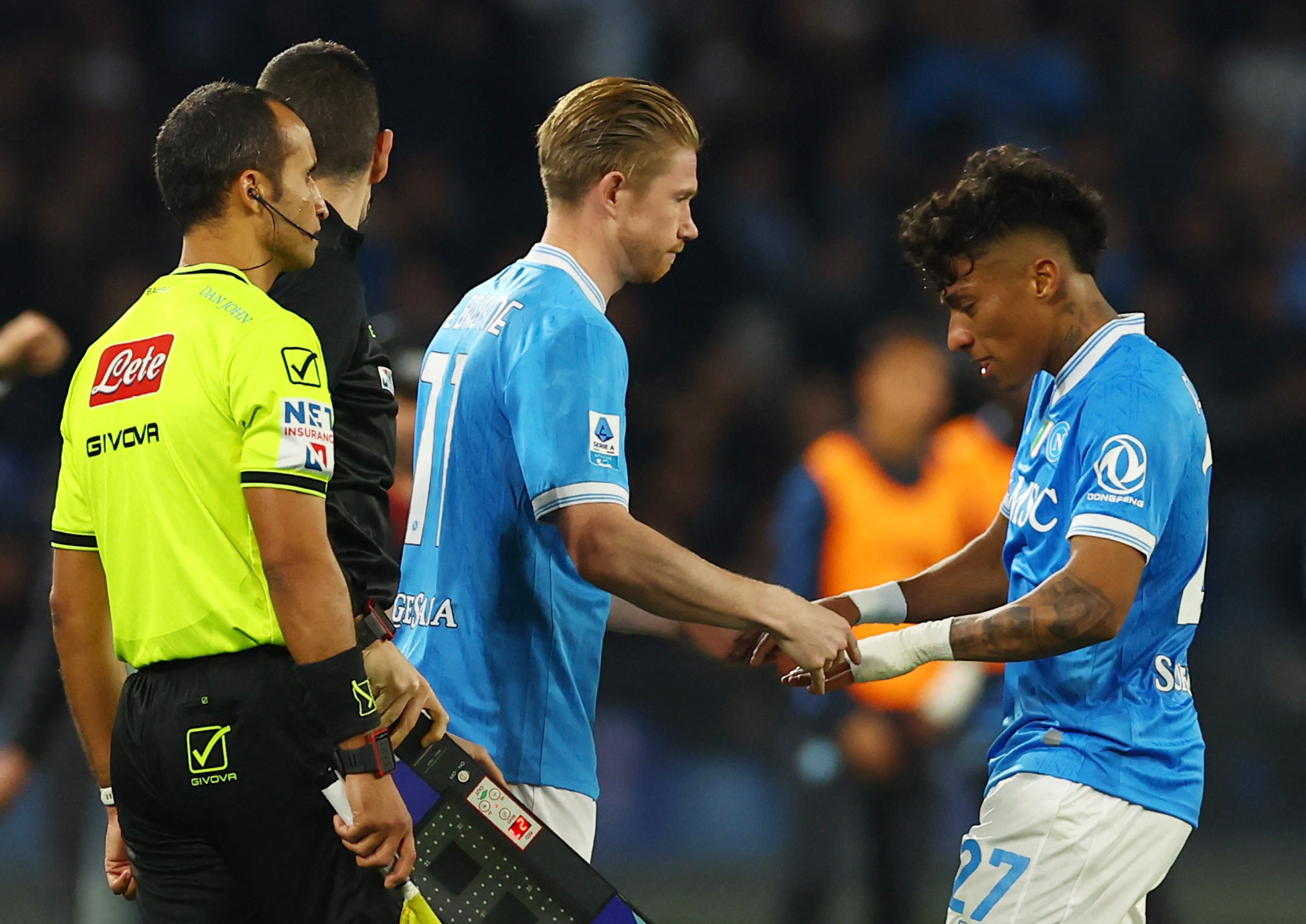 Soccer Football - Serie A - Napoli v Torino - Stadio Diego Armando Maradona, Naples, Italy - March 6, 2026 Napoli's Kevin De Bruyne comes on as a substitute to replace Alisson Santos REUTERS/Ciro De Luca