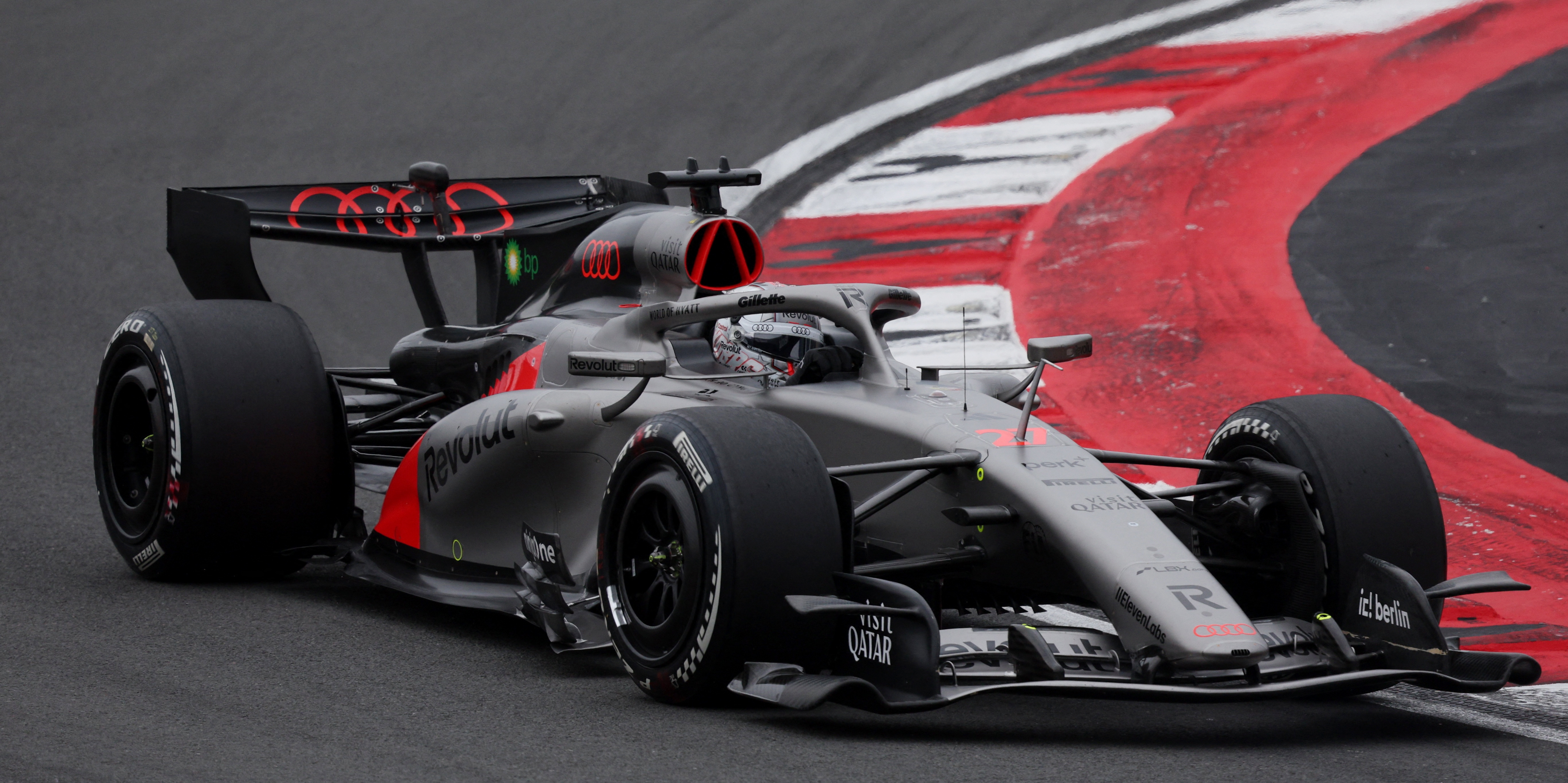 2026-03-15T084753Z_1295295456_UP1EM3F0OFS4Z_RTRMADP_3_MOTOR-F1-CHINA