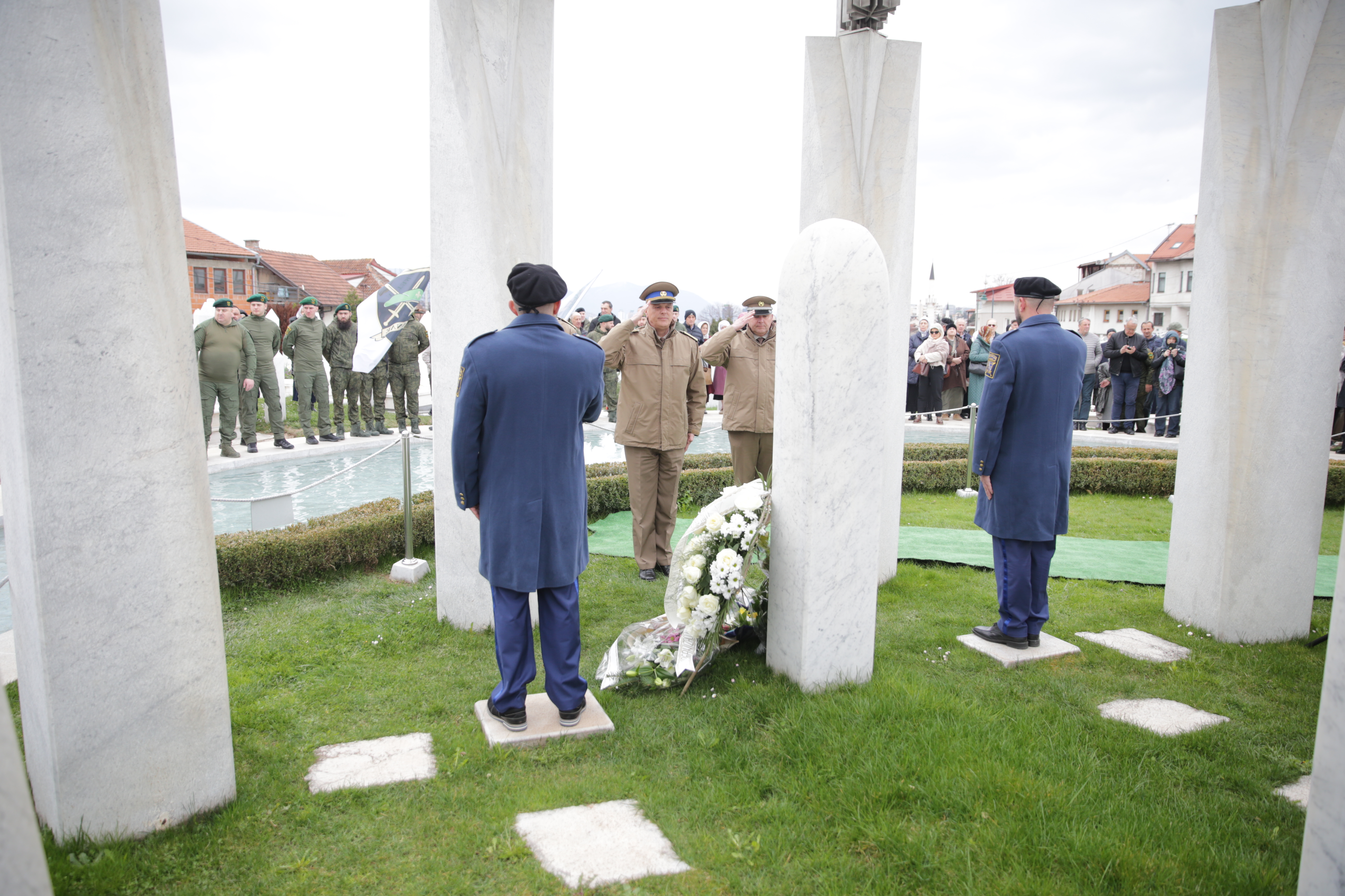 Sarajevo, BiH - 21. mart 2026: U Bosni i Hercegovini se danas, drugog dana Ramazanskog bajrama, obilježava Dan šehida, a centralni događaj održan je na Šehidskom mezarju Kovači u Sarajevu. ( Denis Zuberi - Anadolu Agency )