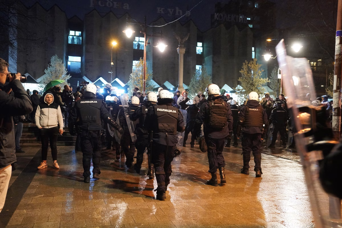 1774810968_okupljanje_gradana_ar.format-avif.width-1200