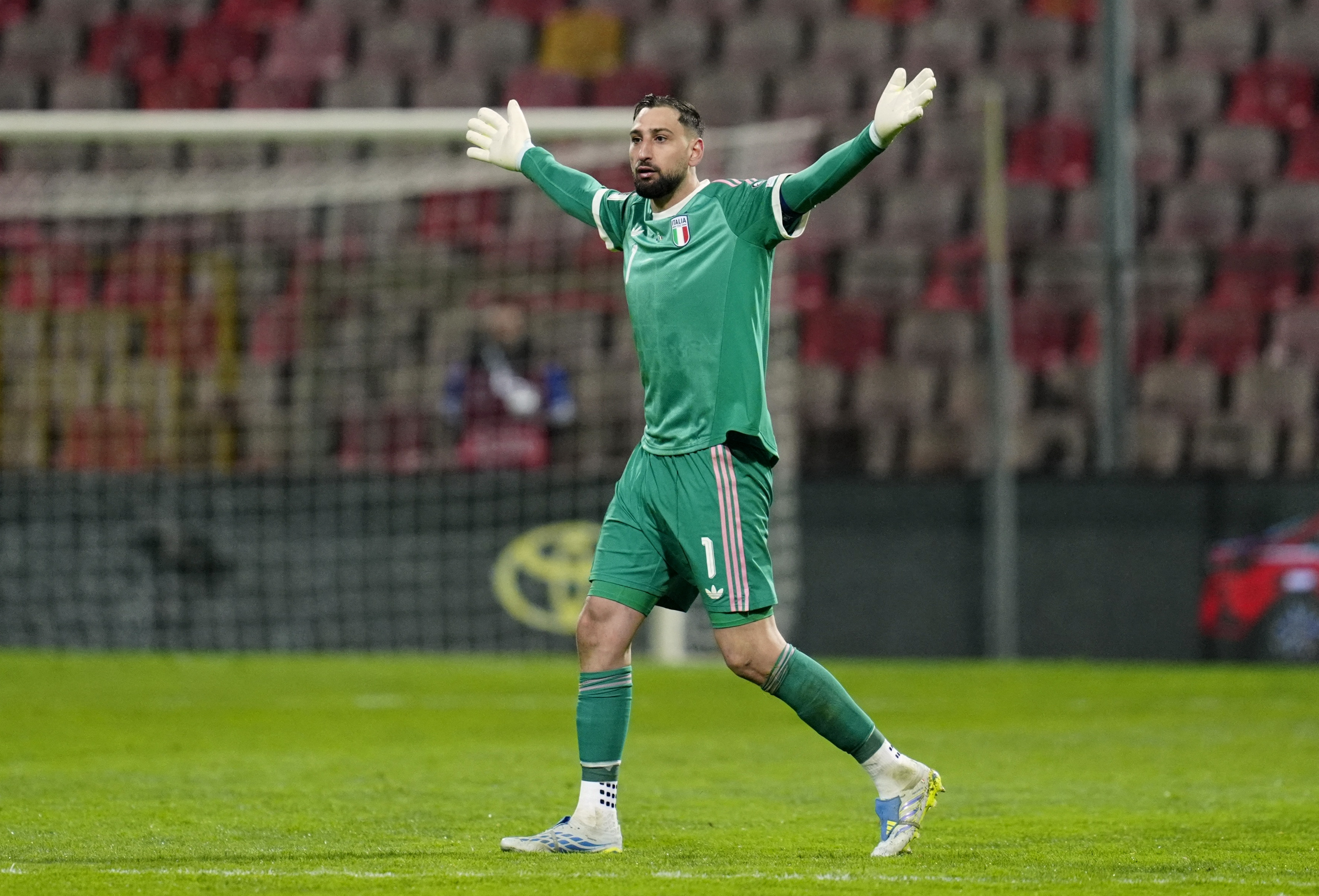 Soccer Football - FIFA World Cup - UEFA Qualifiers - Finals - Bosnia and Herzegovina v Italy - Bilino Polje Stadium, Zenica, Bosnia and Herzegovina - March 31, 2026 Italy's Gianluigi Donnarumma reacts REUTERS/Matteo Ciambelli