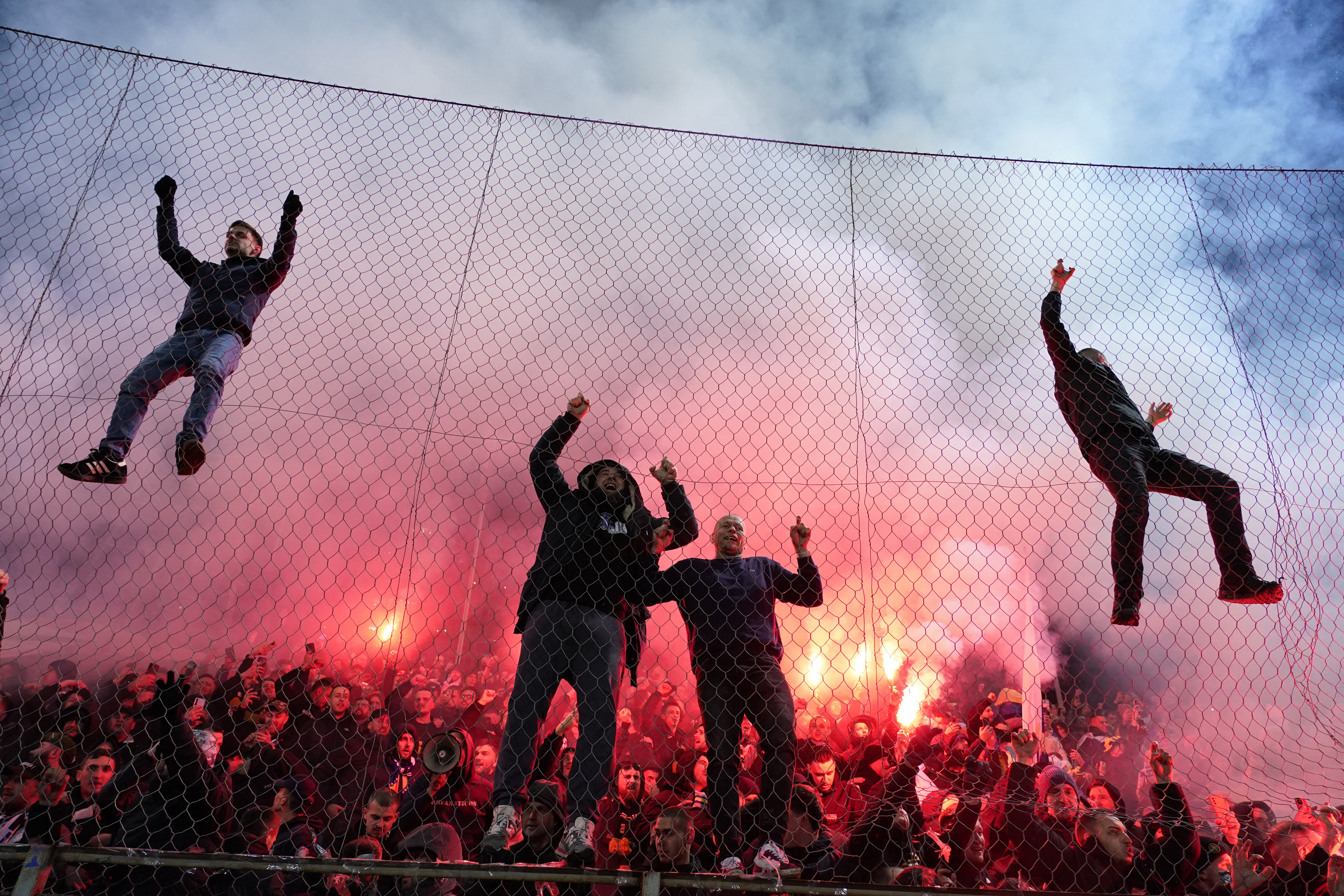 Soccer Football - FIFA World Cup - UEFA Qualifiers - Finals - Bosnia and Herzegovina v Italy - Bilino Polje Stadium, Zenica, Bosnia and Herzegovina - March 31, 2026 Bosnia and Herzegovina fans celebrate qualifying for the FIFA World Cup REUTERS/Matteo Cia