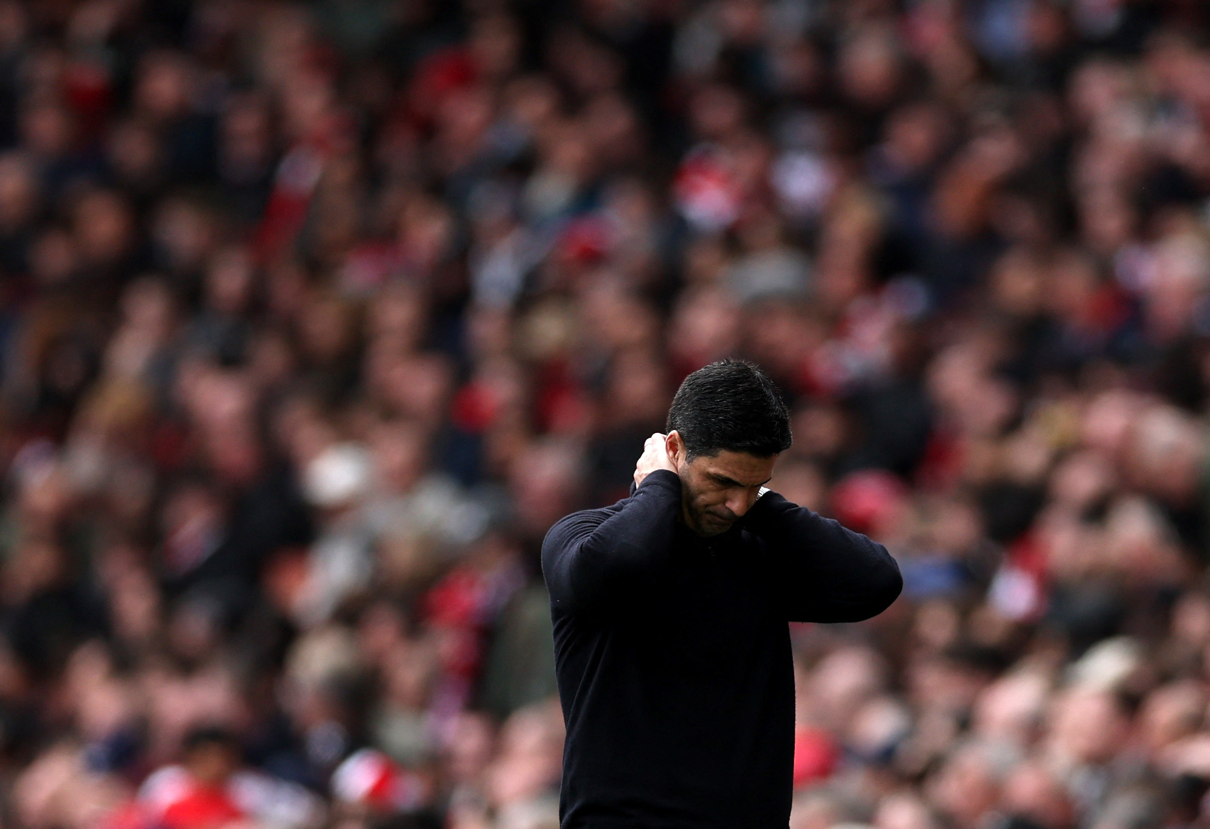 2026-04-11T134021Z_1883736837_UP1EM4B11Z8BN_RTRMADP_3_SOCCER-ENGLAND-ARS-BOU